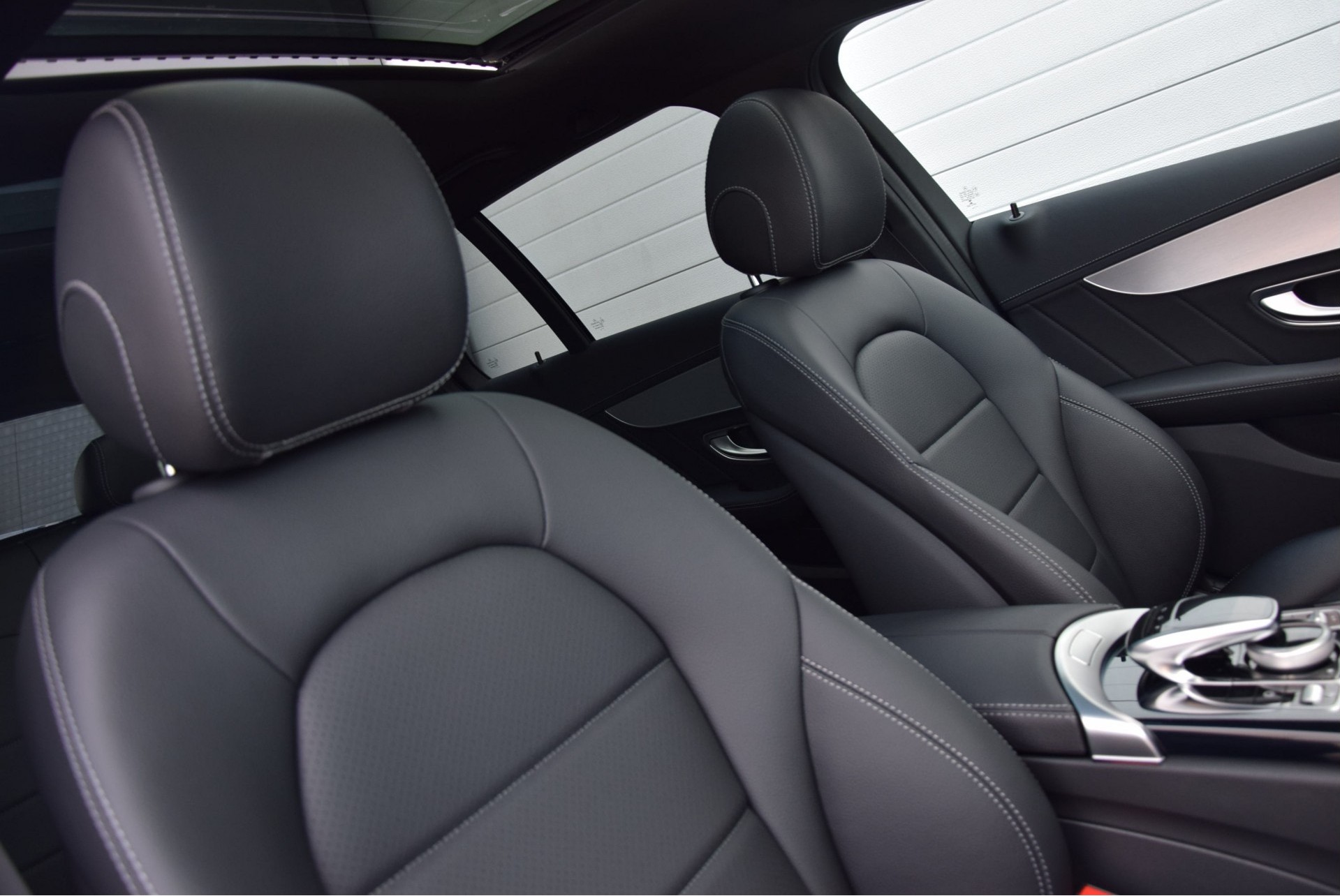 Mercedes-Benz C-Klasse 250d T AMG/Luchtvering/Keyless/Panorama/Com/LED Aut7 Foto 8