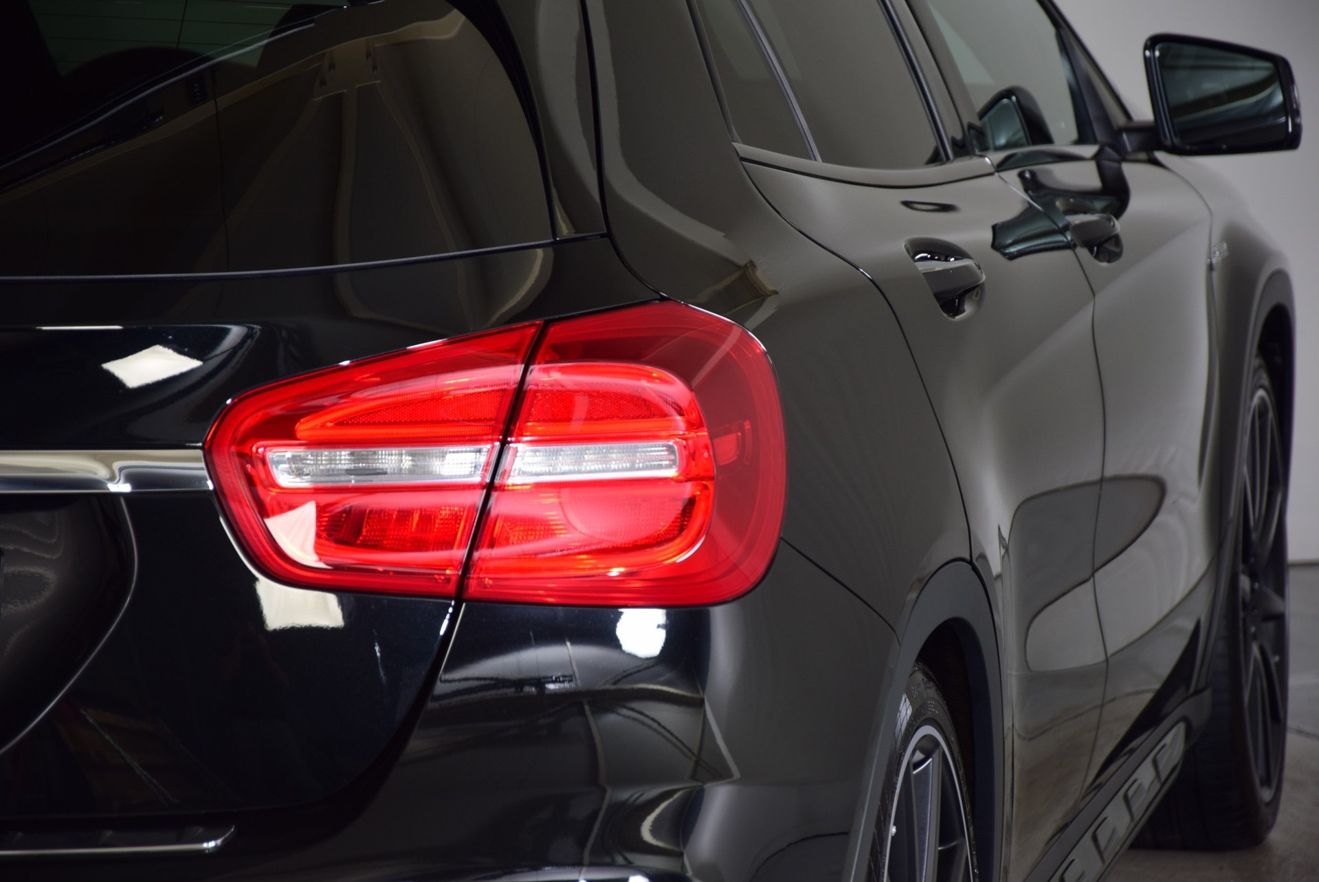 Mercedes-Benz GLA-Klasse 45 AMG 4-M Performance/Pano/Distronic/Keyless/Sound/Mem Aut7 Foto 11