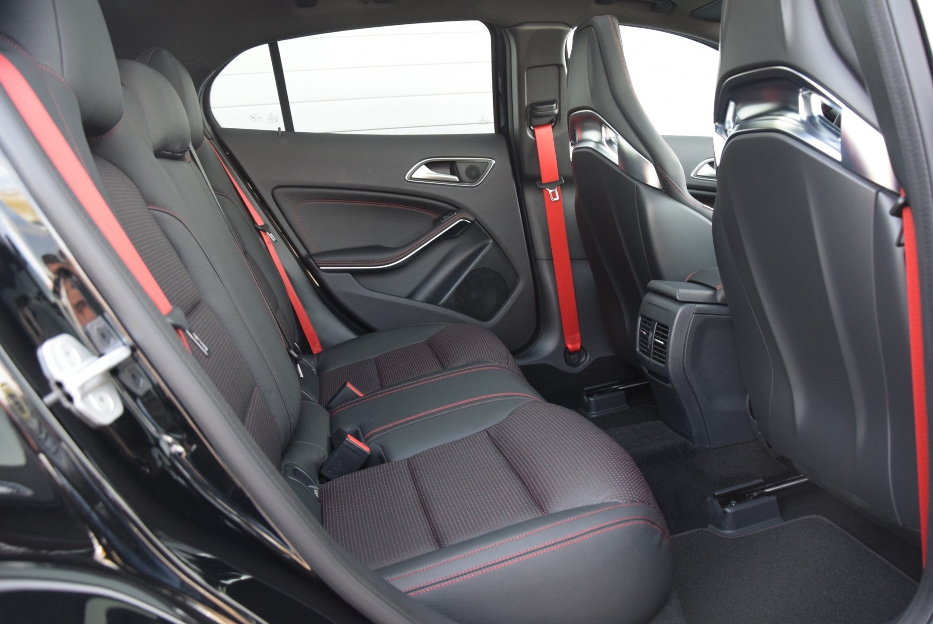 Mercedes-Benz GLA-Klasse 45 AMG 4-M Performance/Pano/Distronic/Keyless/Sound/Mem Aut7 Foto 25