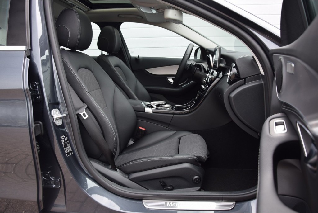 Mercedes-Benz C-Klasse 220 CDI Com/Schuif-kanteldak/LED Aut7 Foto 3