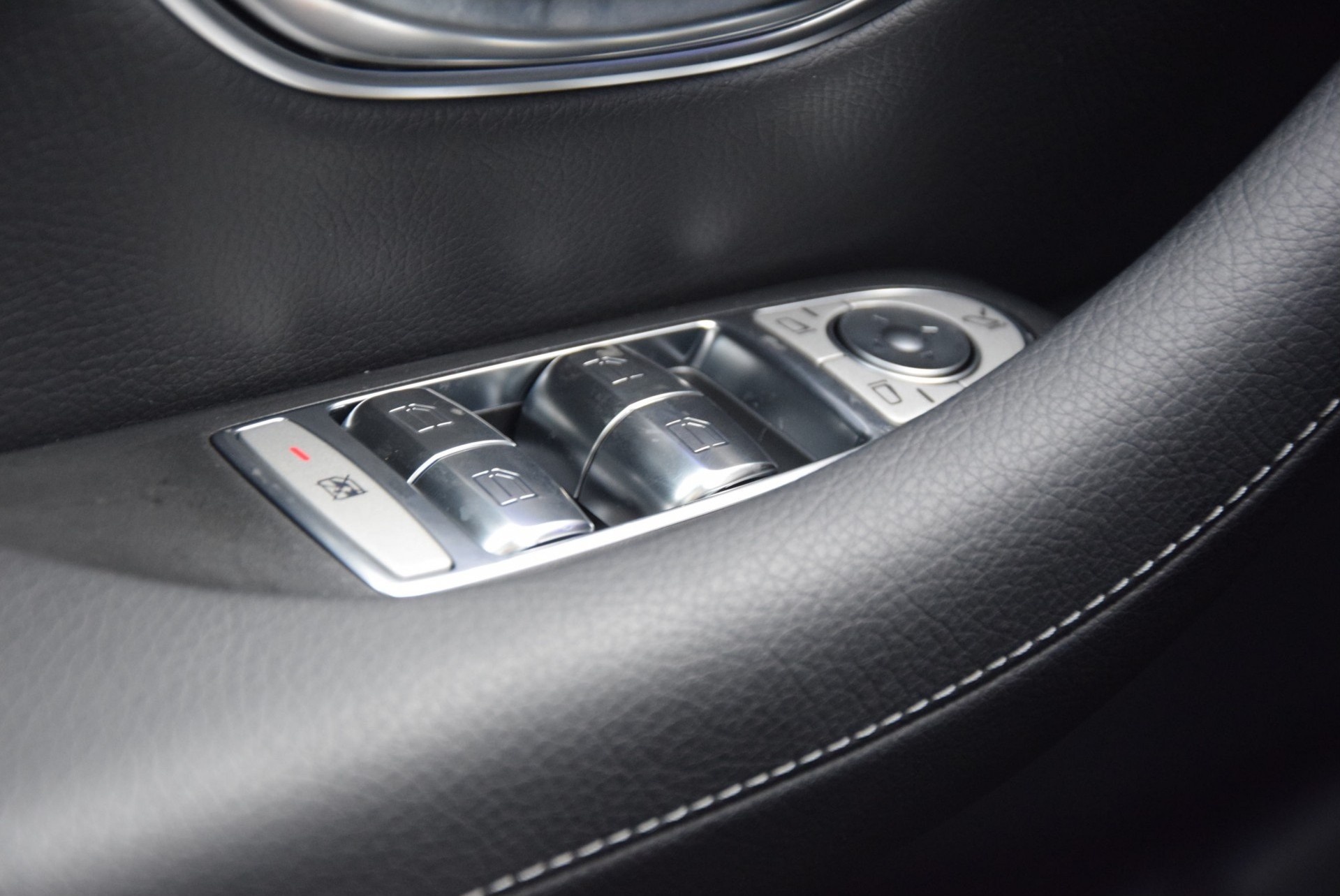 Mercedes-Benz E-Klasse 220d AMG Nightpakket/Burmester/Panorama/ILS/20" Aut9 Foto 14