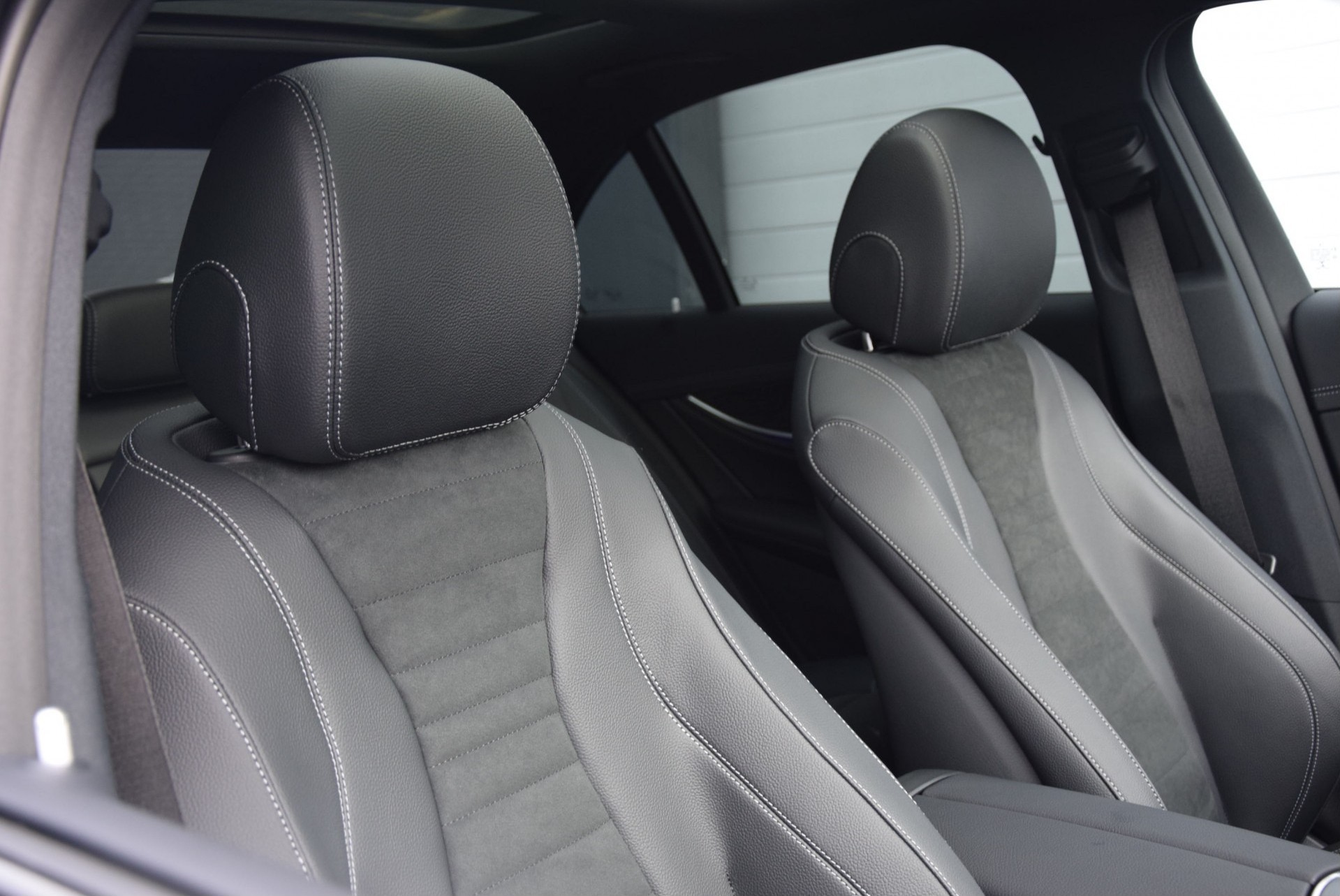 Mercedes-Benz E-Klasse 220d AMG Nightpakket/Burmester/Panorama/ILS/20" Aut9 Foto 7