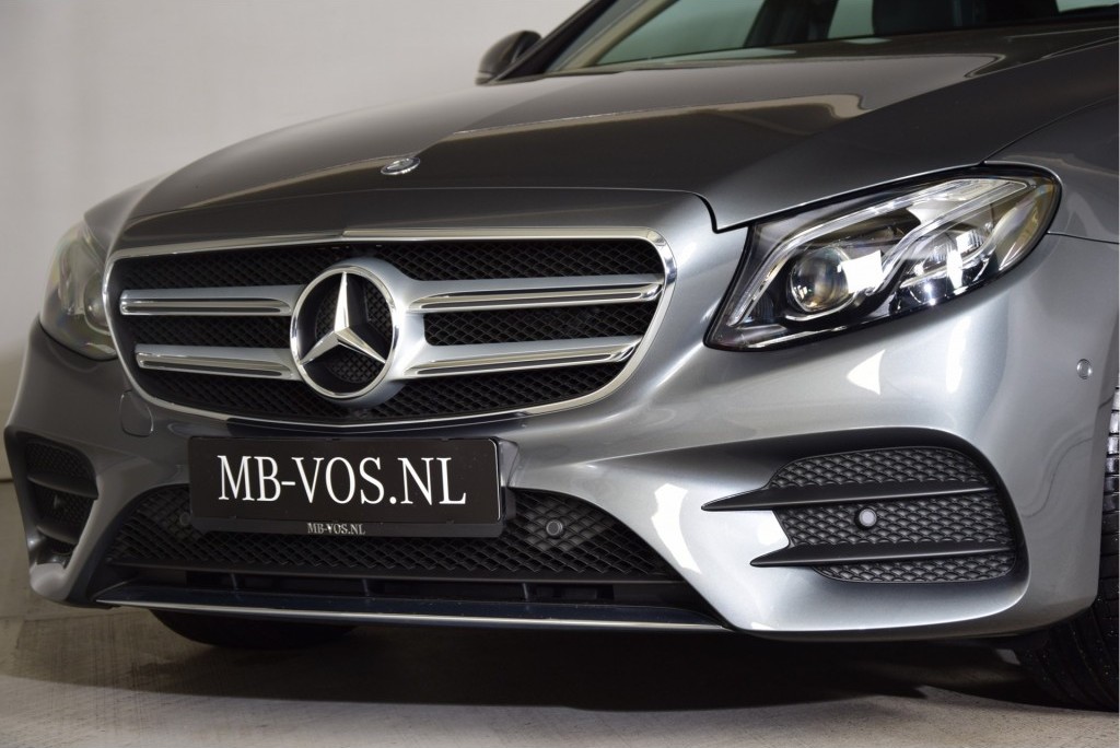 Mercedes-Benz E-Klasse 220d AMG Panorama/Burmeister/ILS/20" Aut9 Foto 17