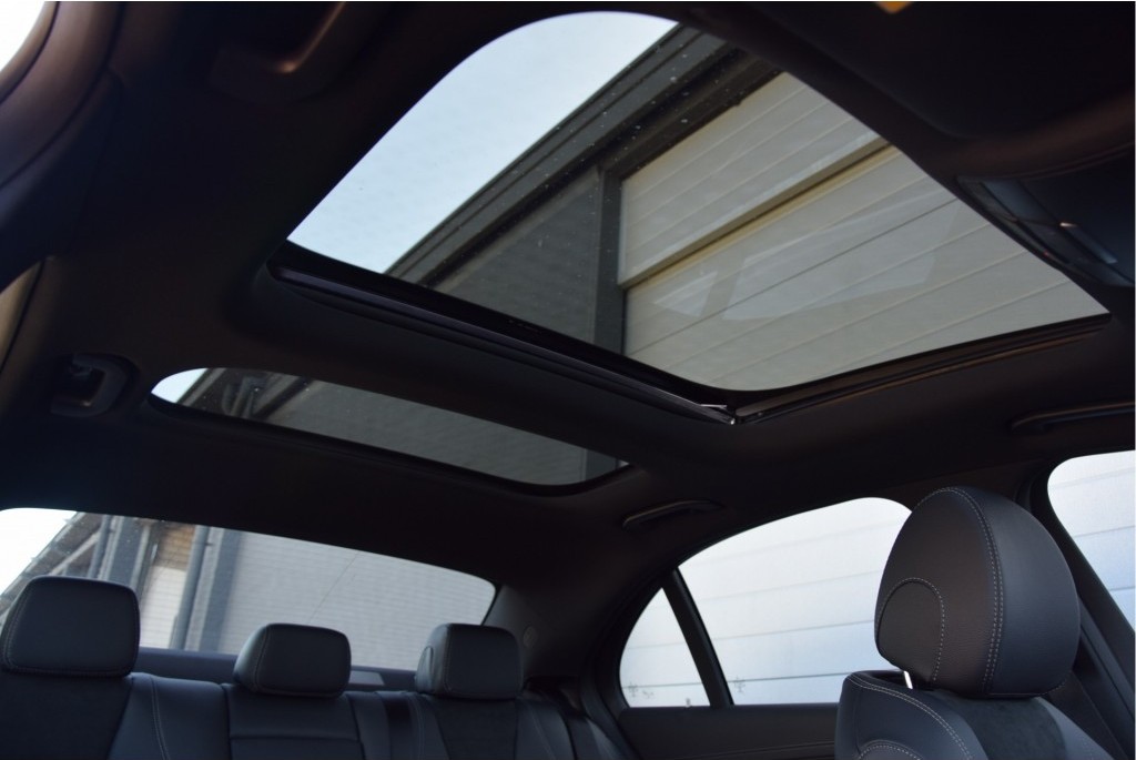 Mercedes-Benz E-Klasse 220d AMG Panorama/Burmeister/ILS/20" Aut9 Foto 26