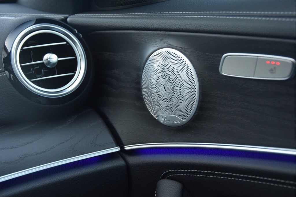 Mercedes-Benz E-Klasse 220d AMG Panorama/Burmeister/ILS/20" Aut9 Foto 30