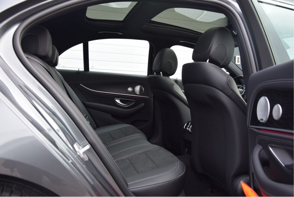 Mercedes-Benz E-Klasse 220d AMG Panorama/Burmeister/ILS/20" Aut9 Foto 34