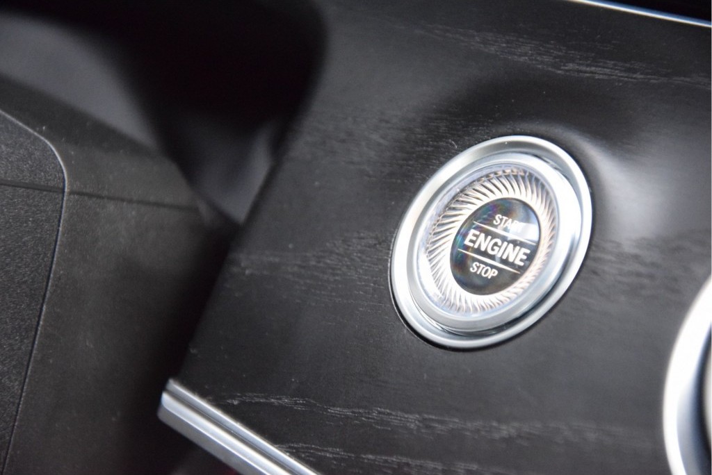 Mercedes-Benz E-Klasse 220d AMG Panorama/Burmeister/ILS/20" Aut9 Foto 7