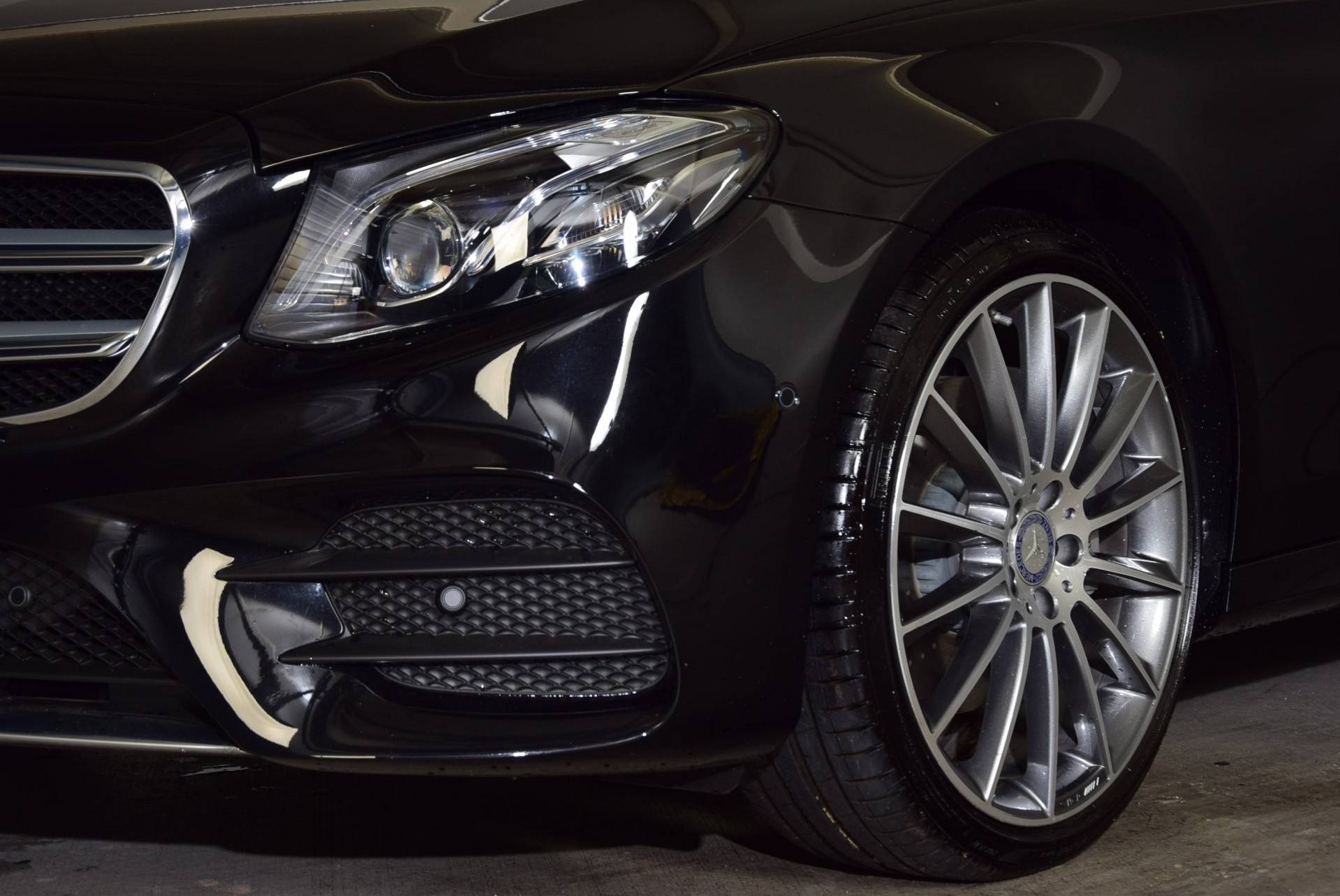 Mercedes-Benz E-Klasse 220d AMG Panorama/Burmester/ILS/20" Aut9 Foto 12