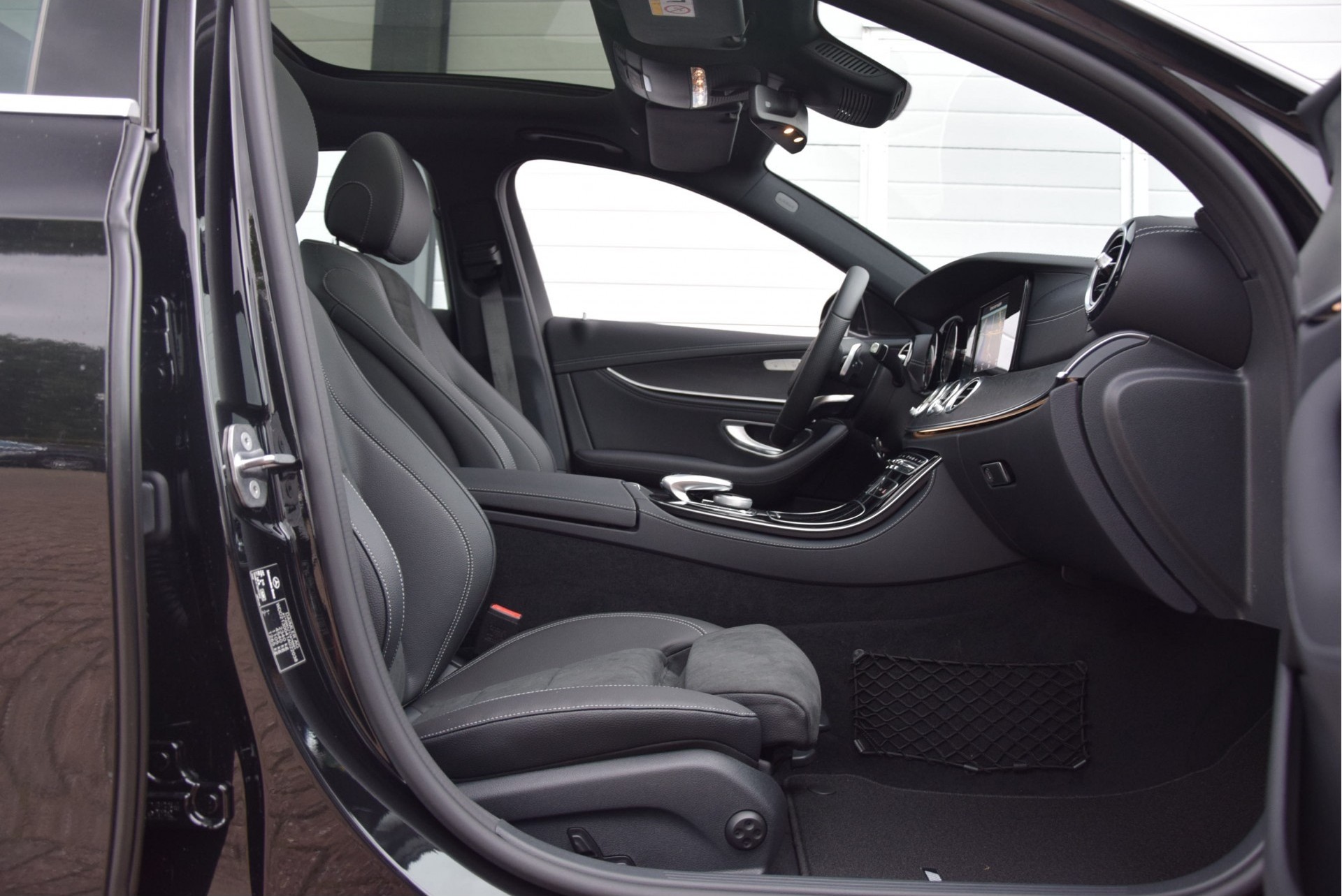 Mercedes-Benz E-Klasse 220d AMG Panorama/Burmester/ILS/20" Aut9 Foto 3