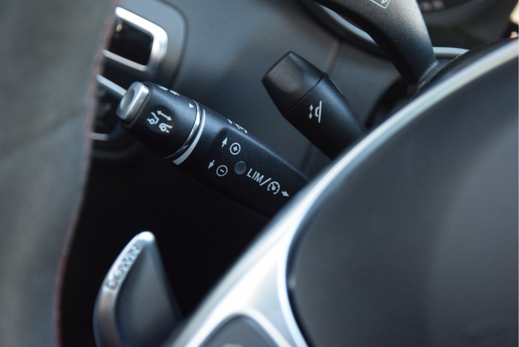 Mercedes-Benz C-Klasse C63 AMG S Edition 1 Performance/Distronic/HUD/Keyless/Panorama Aut7 Foto 10