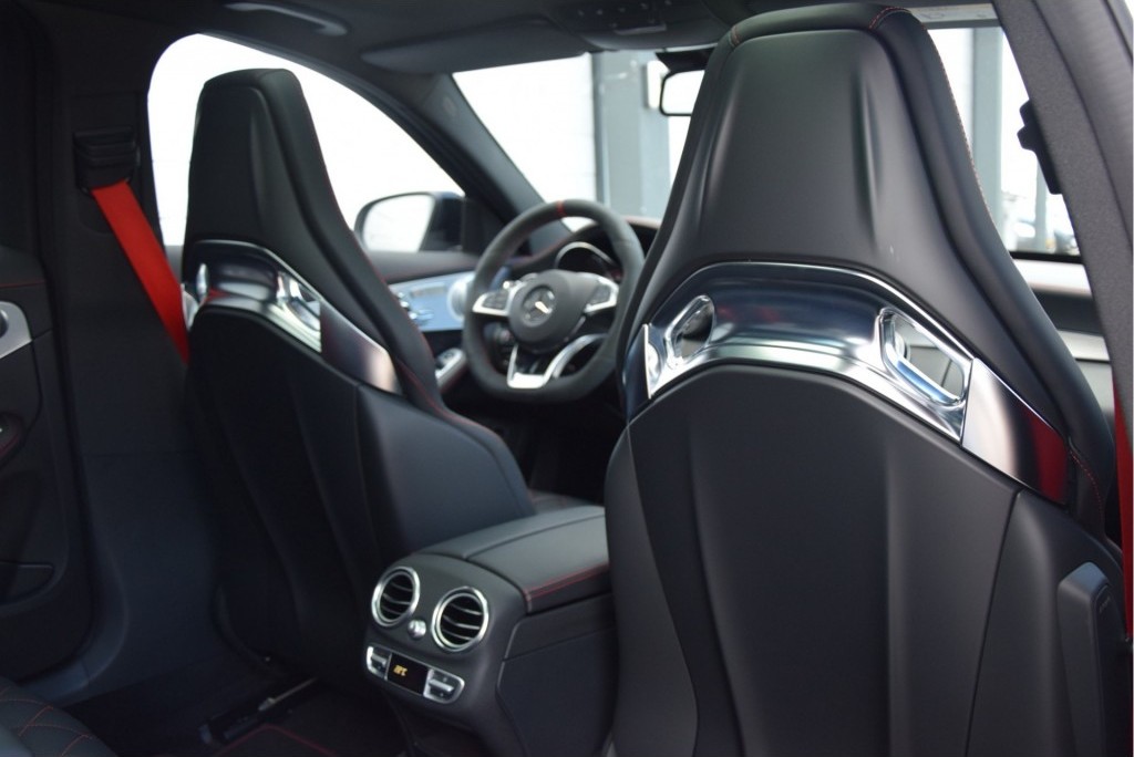 Mercedes-Benz C-Klasse C63 AMG S Edition 1 Performance/Distronic/HUD/Keyless/Panorama Aut7 Foto 4