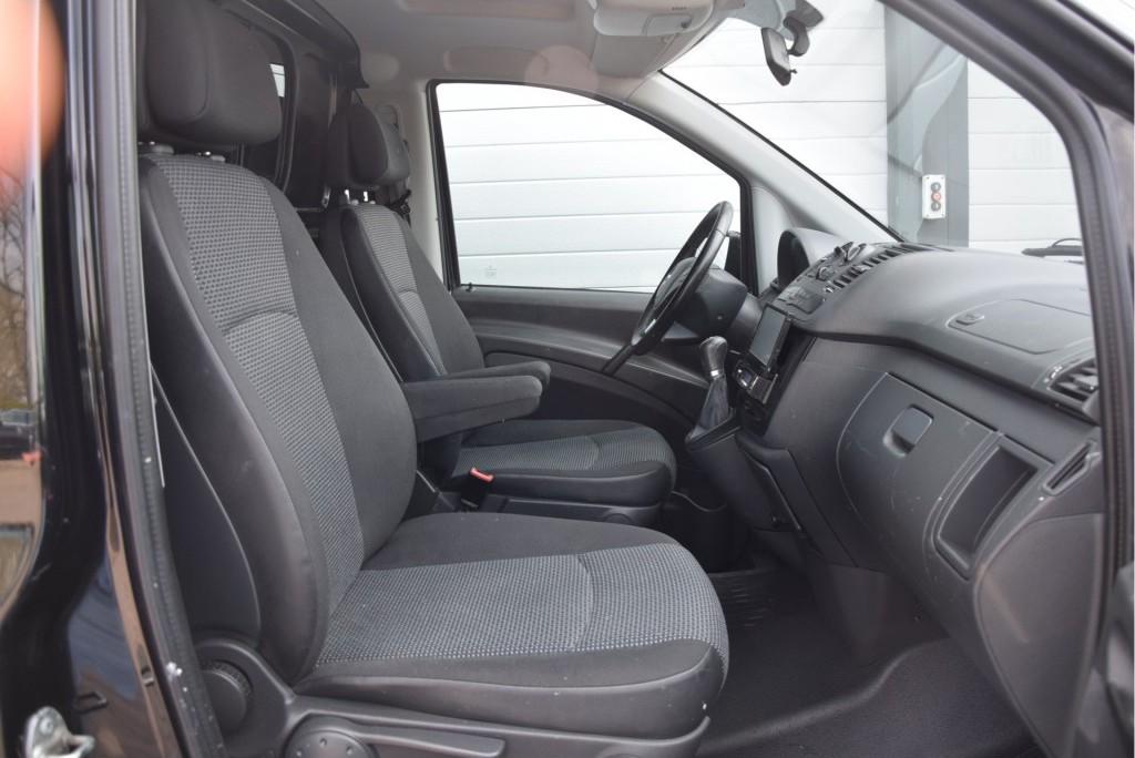 Mercedes-Benz Vito 113 CDI Airco/Comfortstoelen/Audio Aut5 Foto 3