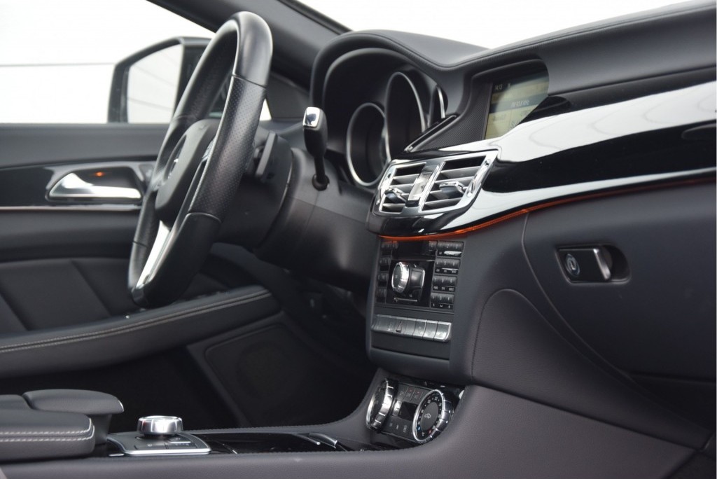 Mercedes-Benz CLS-Klasse 350 Cdi AMG Luchtvering/Keyless/Dak/Mem/Cam/Rolo/Com Aut7 Foto 4