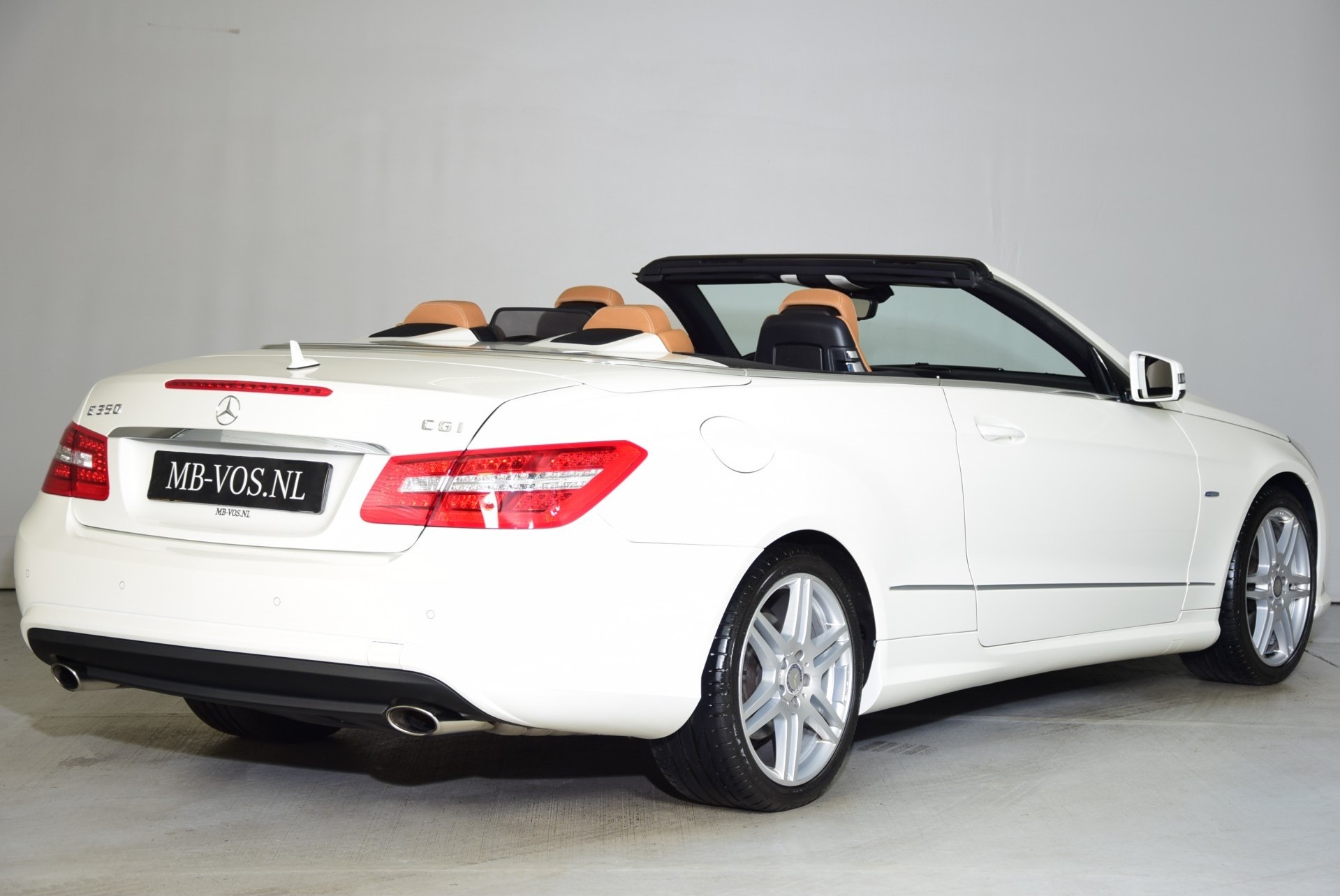 Mercedes-Benz E-Klasse 350 Cabrio AMG Nav/Leer/Airscarf/Multicontour Aut7 Foto 2
