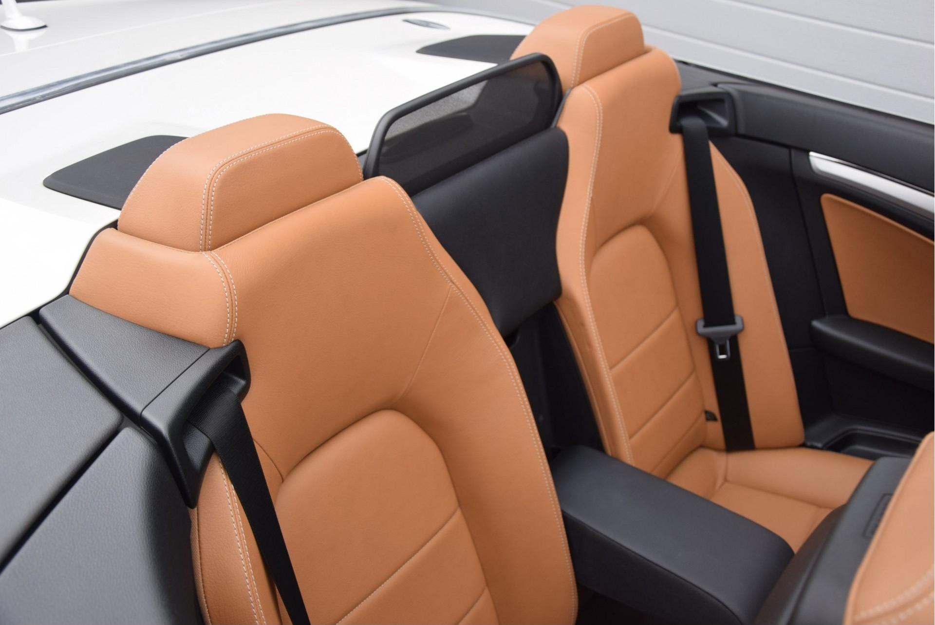 Mercedes-Benz E-Klasse 350 Cabrio AMG Nav/Leer/Airscarf/Multicontour Aut7 Foto 6