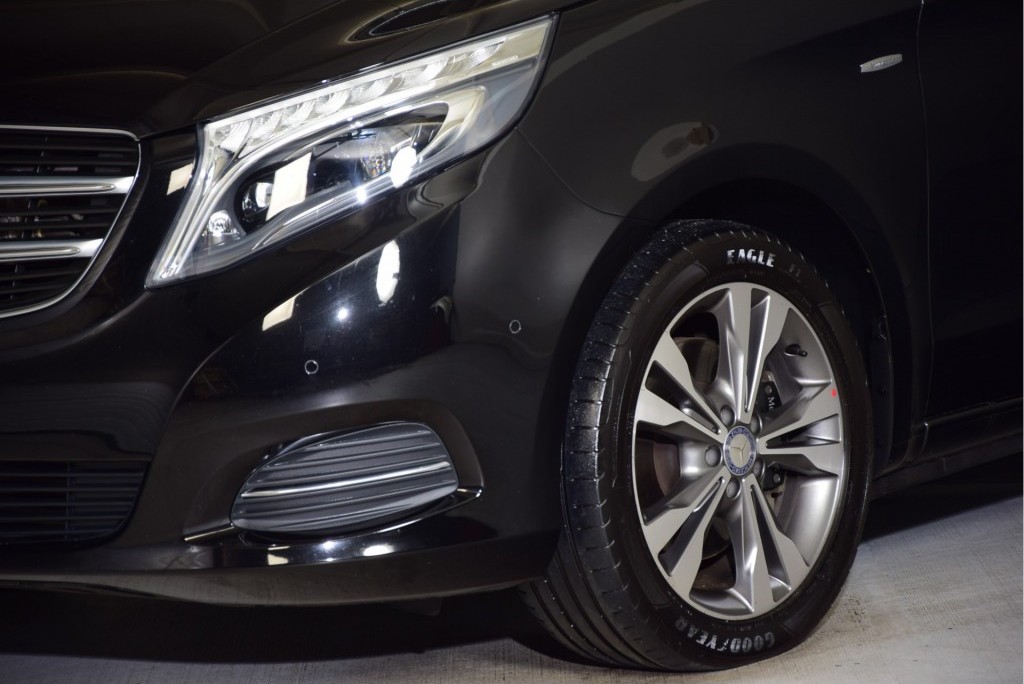 Mercedes-Benz V-Klasse 250 Bluetec Lang DC Luxe Avantgarde ILS/Com/Distronic/Mem/Trekhaak/Elekr-deuren Aut7 Foto 15