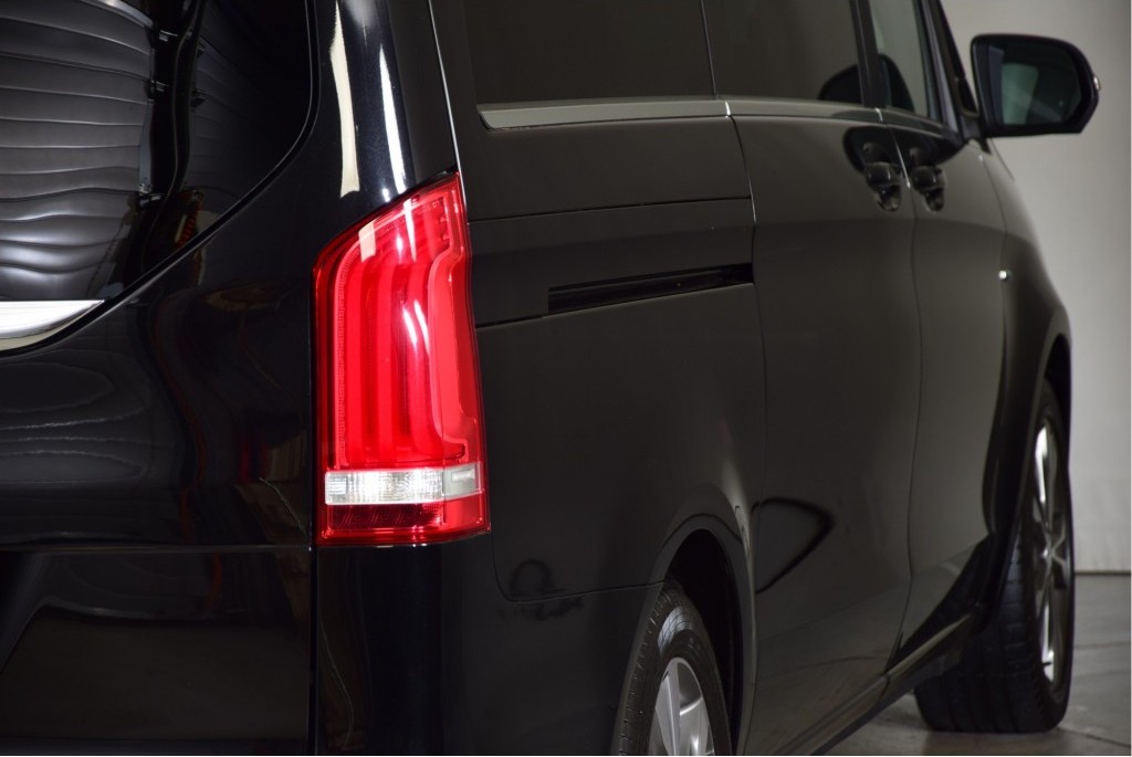 Mercedes-Benz V-Klasse 250 Bluetec Lang DC Luxe Avantgarde ILS/Com/Distronic/Mem/Trekhaak/Elekr-deuren Aut7 Foto 21