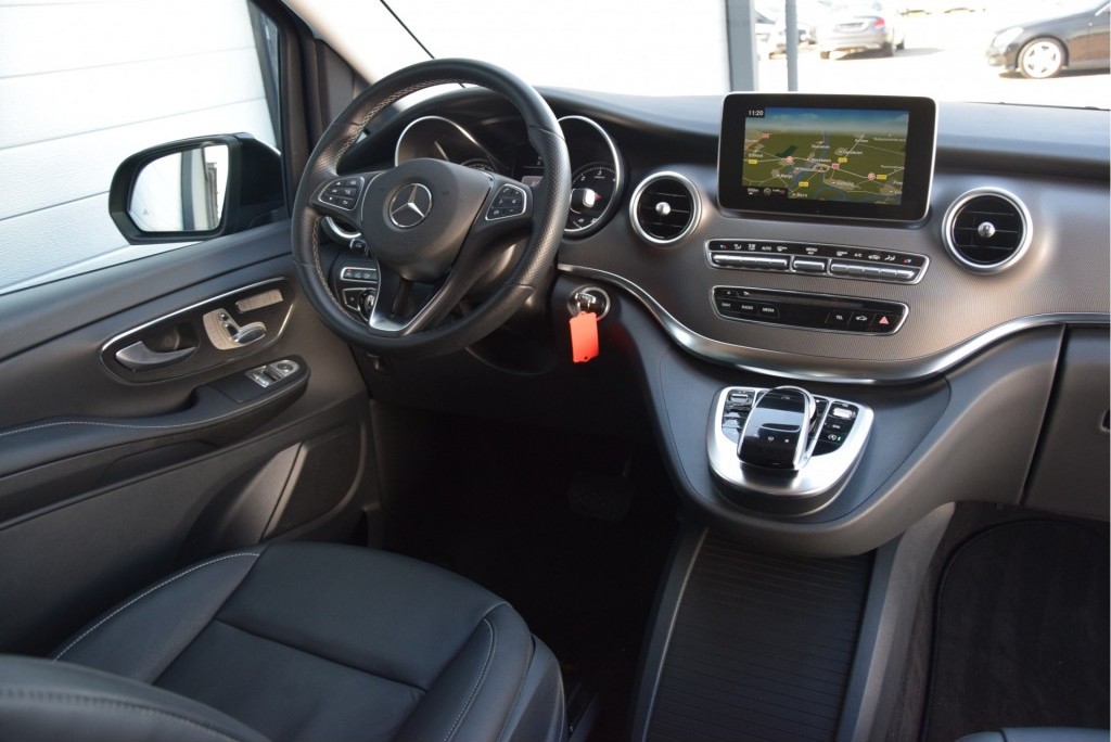 Mercedes-Benz V-Klasse 250 Bluetec Lang DC Luxe Avantgarde ILS/Com/Distronic/Mem/Trekhaak/Elekr-deuren Aut7 Foto 5