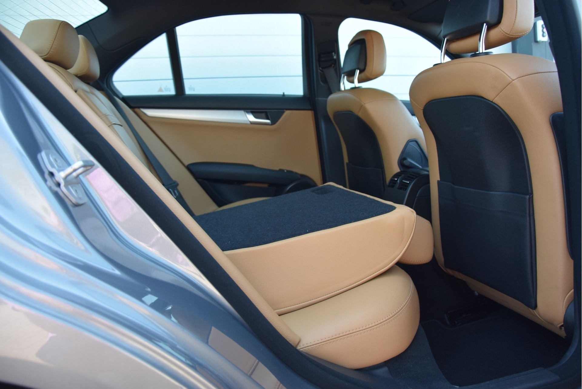 Mercedes-Benz C-Klasse 250 CGI AMG Leer/ILS/Com/19"Lmv Aut7 Foto 5