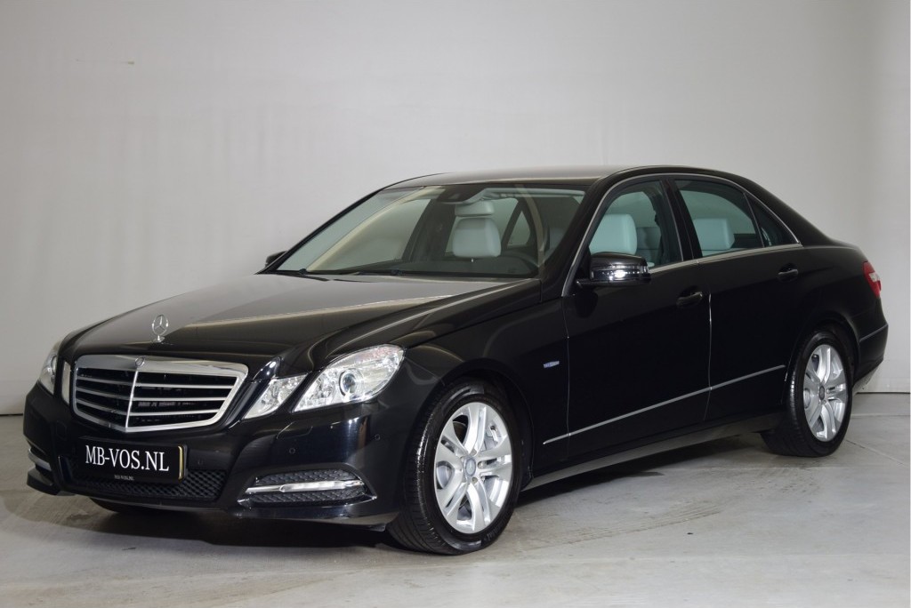 Mercedes-Benz E-Klasse 250 CDI Avantgarde Comand/ILS/Stoelverwarming 1ste eigenaar/dealer onderhouden Foto 1