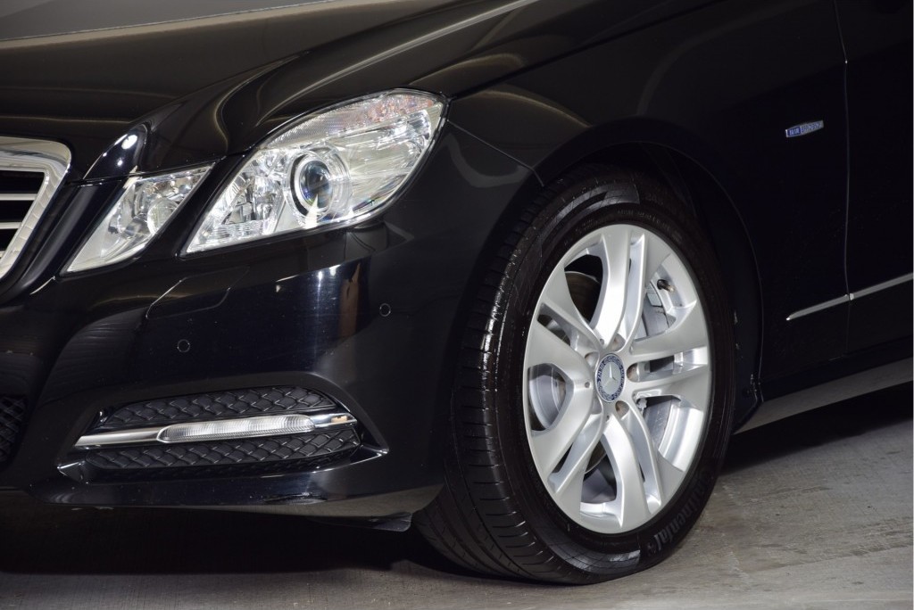 Mercedes-Benz E-Klasse 250 CDI Avantgarde Comand/ILS/Stoelverwarming 1ste eigenaar/dealer onderhouden Foto 13