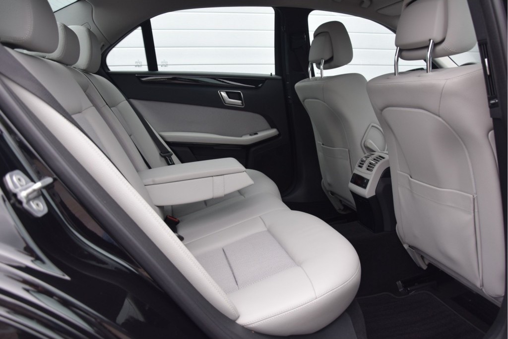 Mercedes-Benz E-Klasse 250 CDI Avantgarde Comand/ILS/Stoelverwarming 1ste eigenaar/dealer onderhouden Foto 4