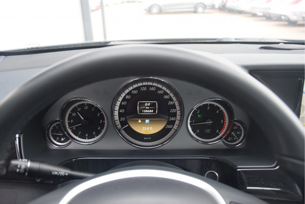 Mercedes-Benz E-Klasse 250 CDI Avantgarde Comand/ILS/Stoelverwarming 1ste eigenaar/dealer onderhouden Foto 6