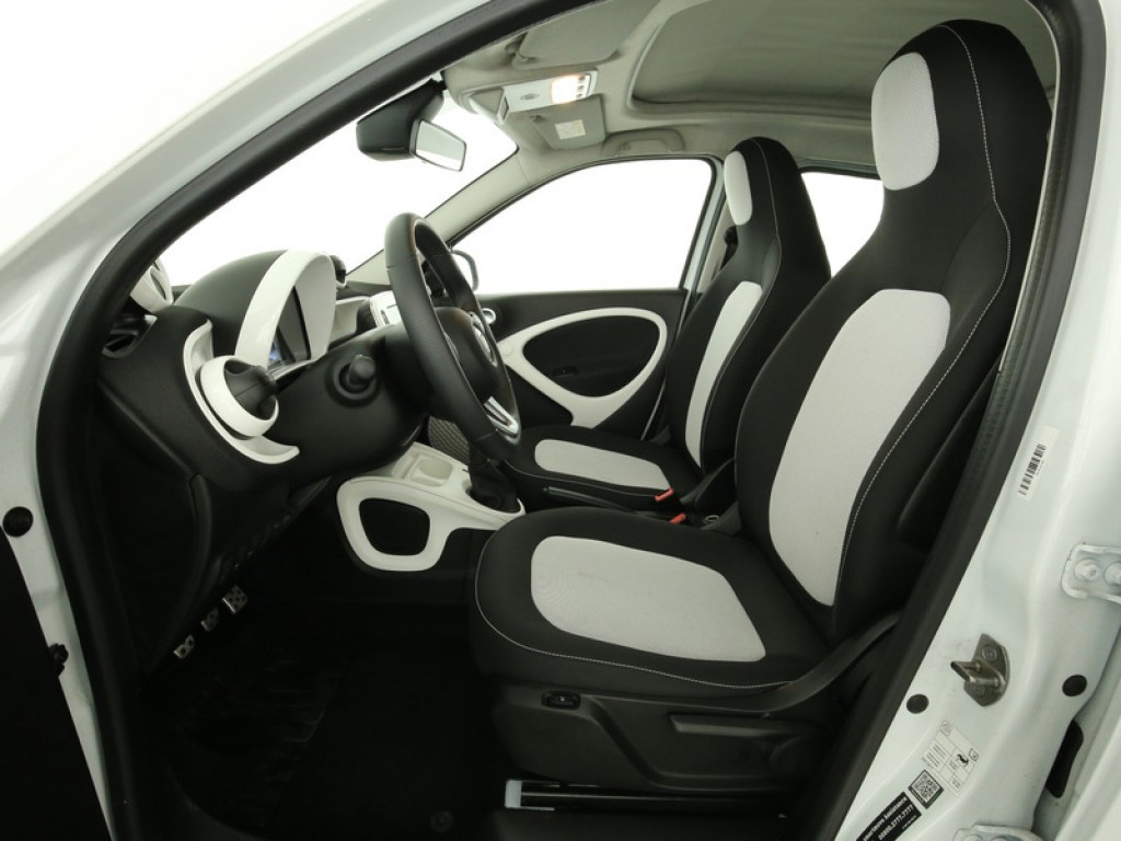 Smart Forfour 1.0 Passion CABRIODAK/Nav/Stoelverwarming/Sportpakket/ECC Foto 3