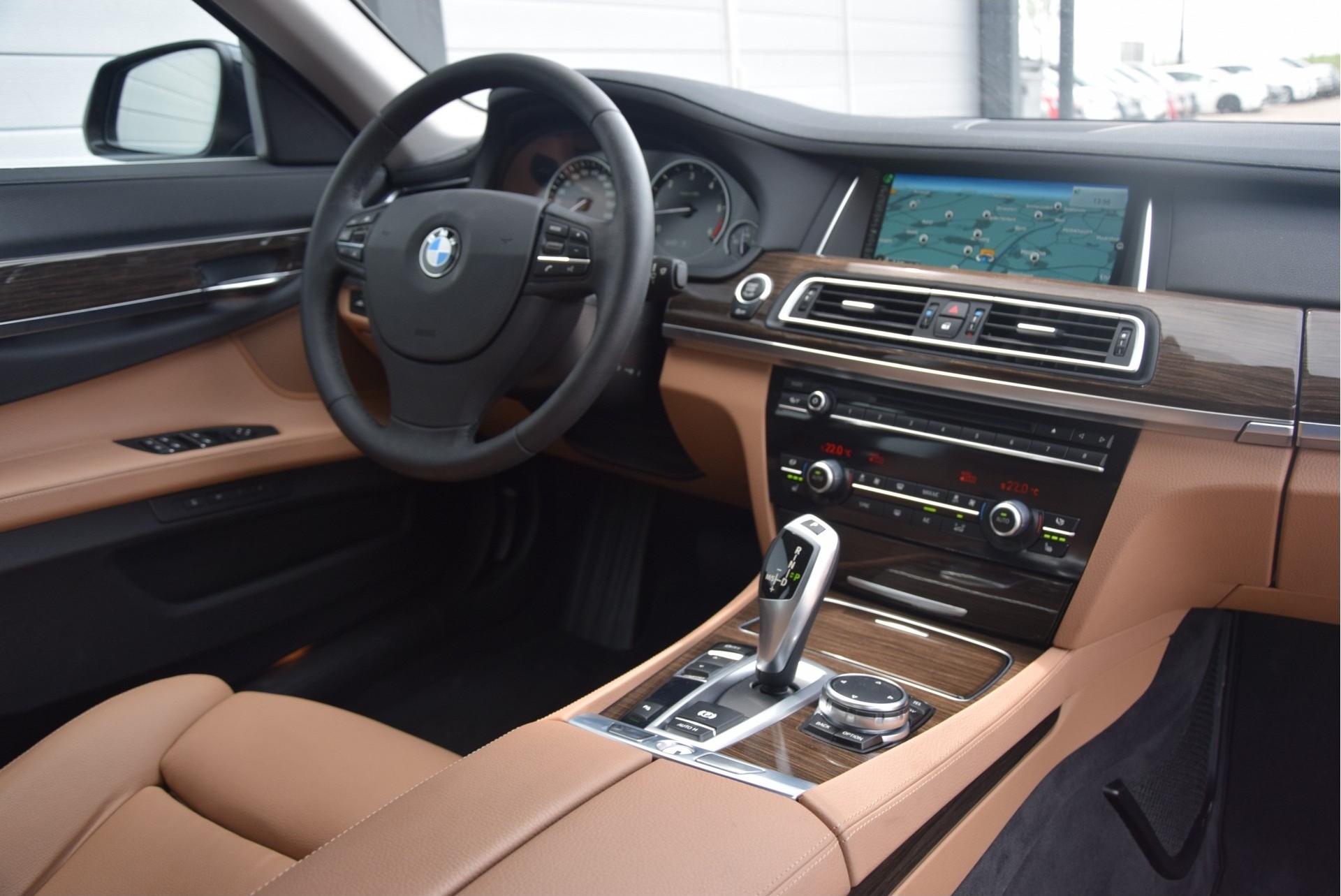 BMW 7 Serie 730d Lang ACC/19" LMV/Comf-Stln/Hifi Sound/Prof Nav/Mem Aut8 Foto 5