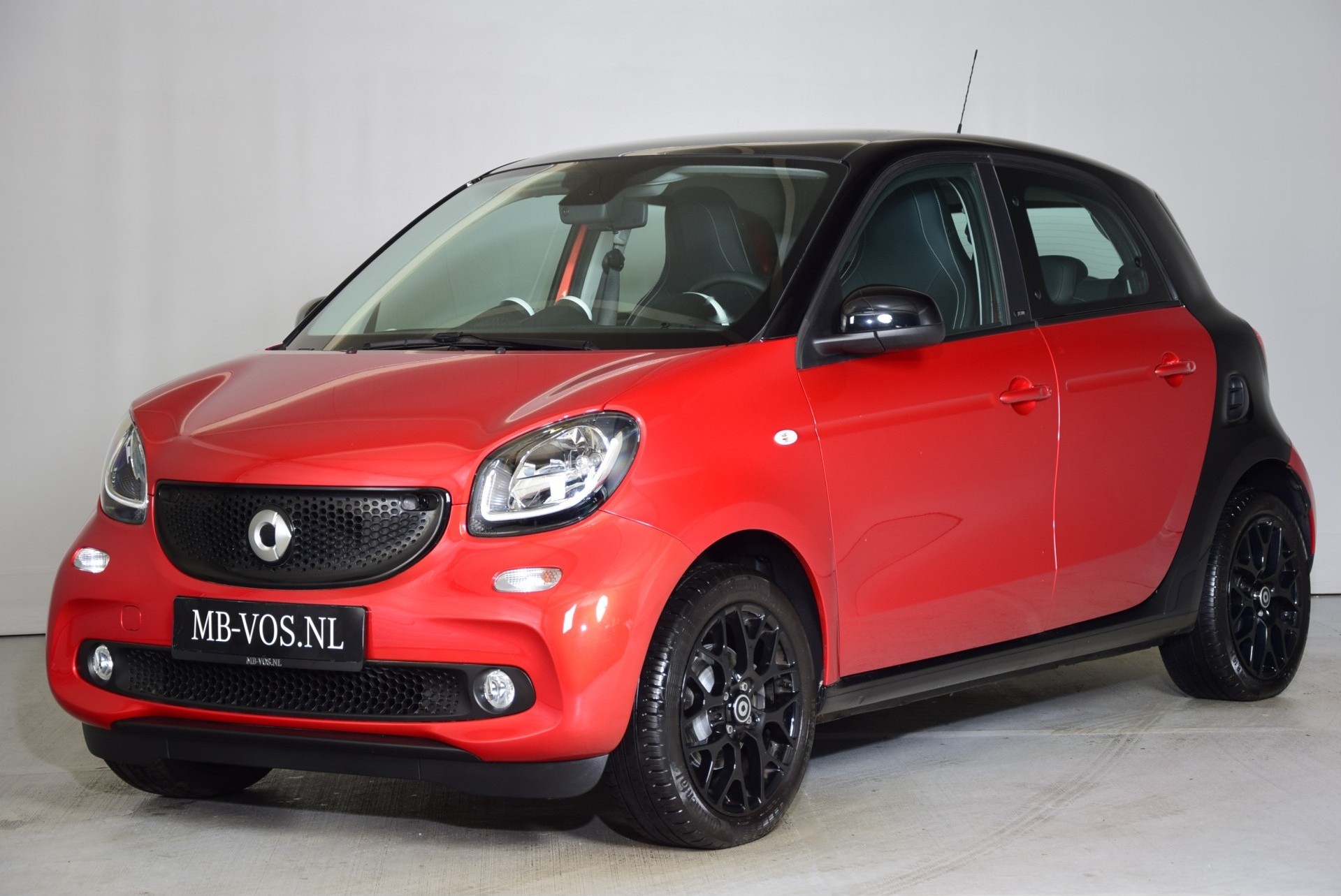 Smart Forfour 1.0 Sport Panoramadak/Stoelverwarming/Leder/ECC Foto 1