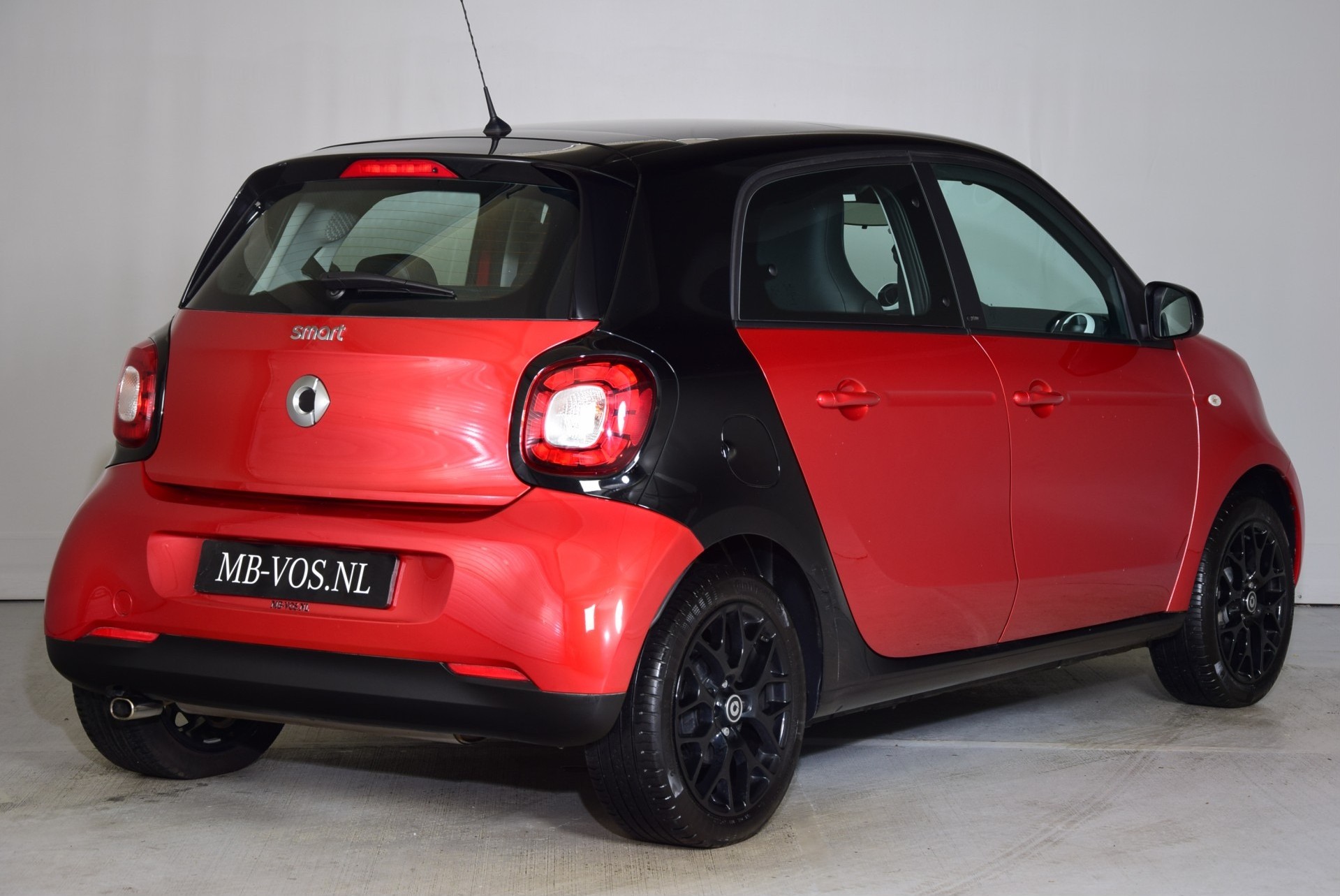 Smart Forfour 1.0 Sport Panoramadak/Stoelverwarming/Leder/ECC Foto 2