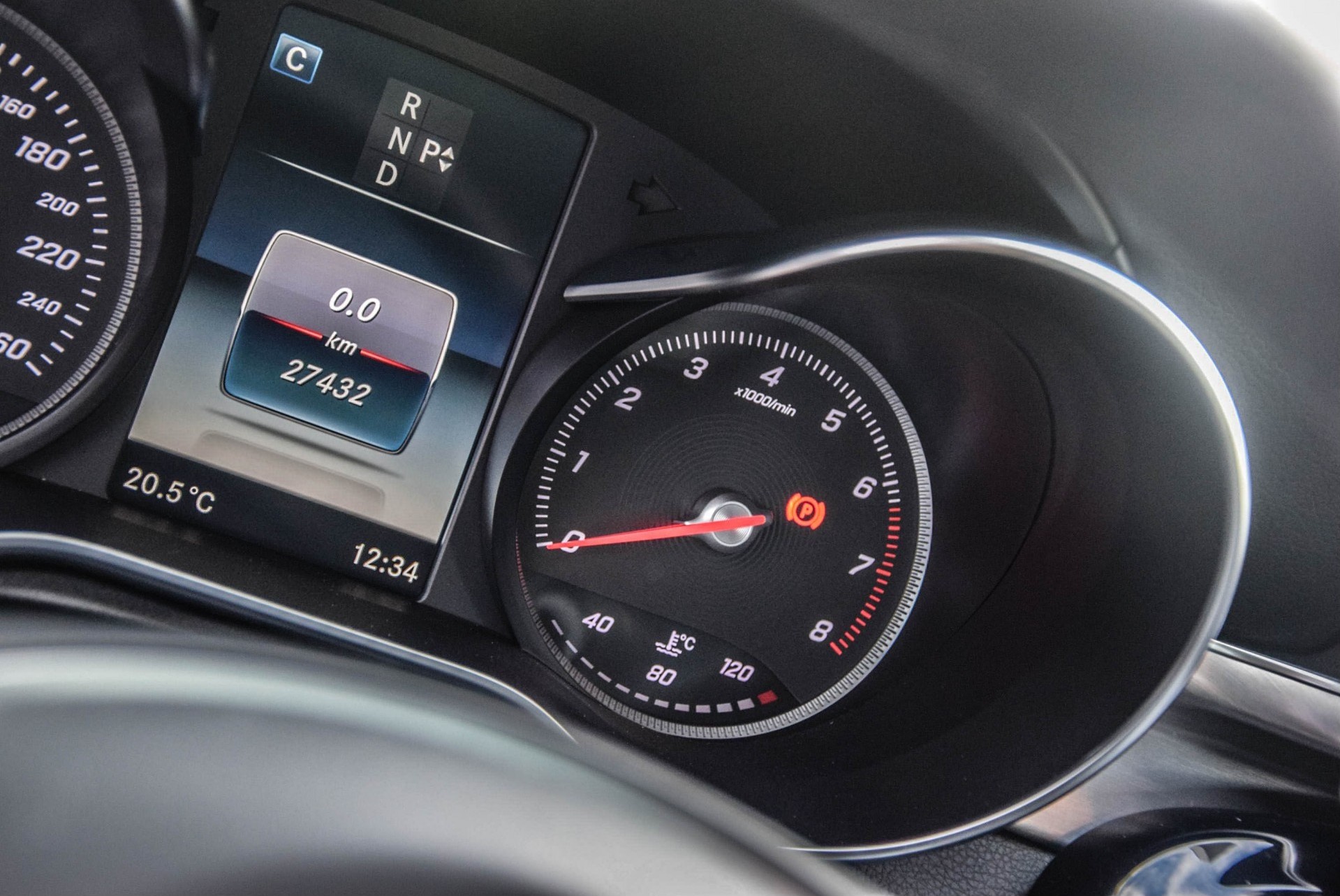 Mercedes-Benz C-Klasse 180 T Avantgarde Panoramadak/Com/ILS/Touchpad Aut7 Foto 5