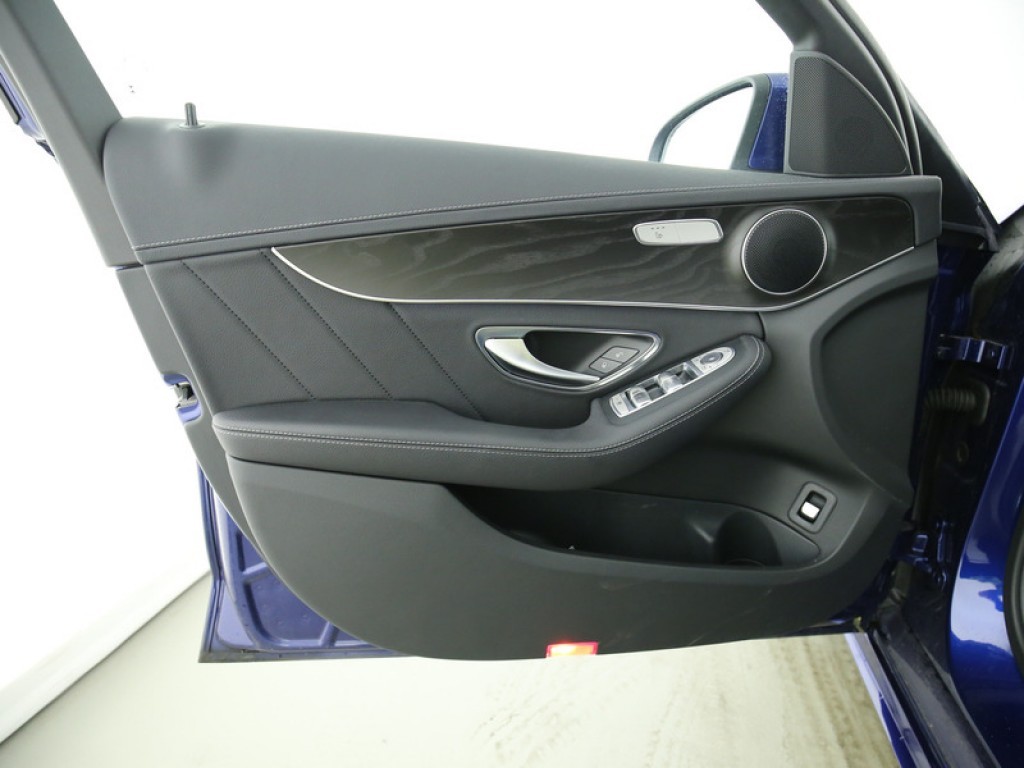 Mercedes-Benz C-Klasse 300 AMG Luchtvering/Com/Dak/HUD/ILS/Distronic Aut7 Foto 8