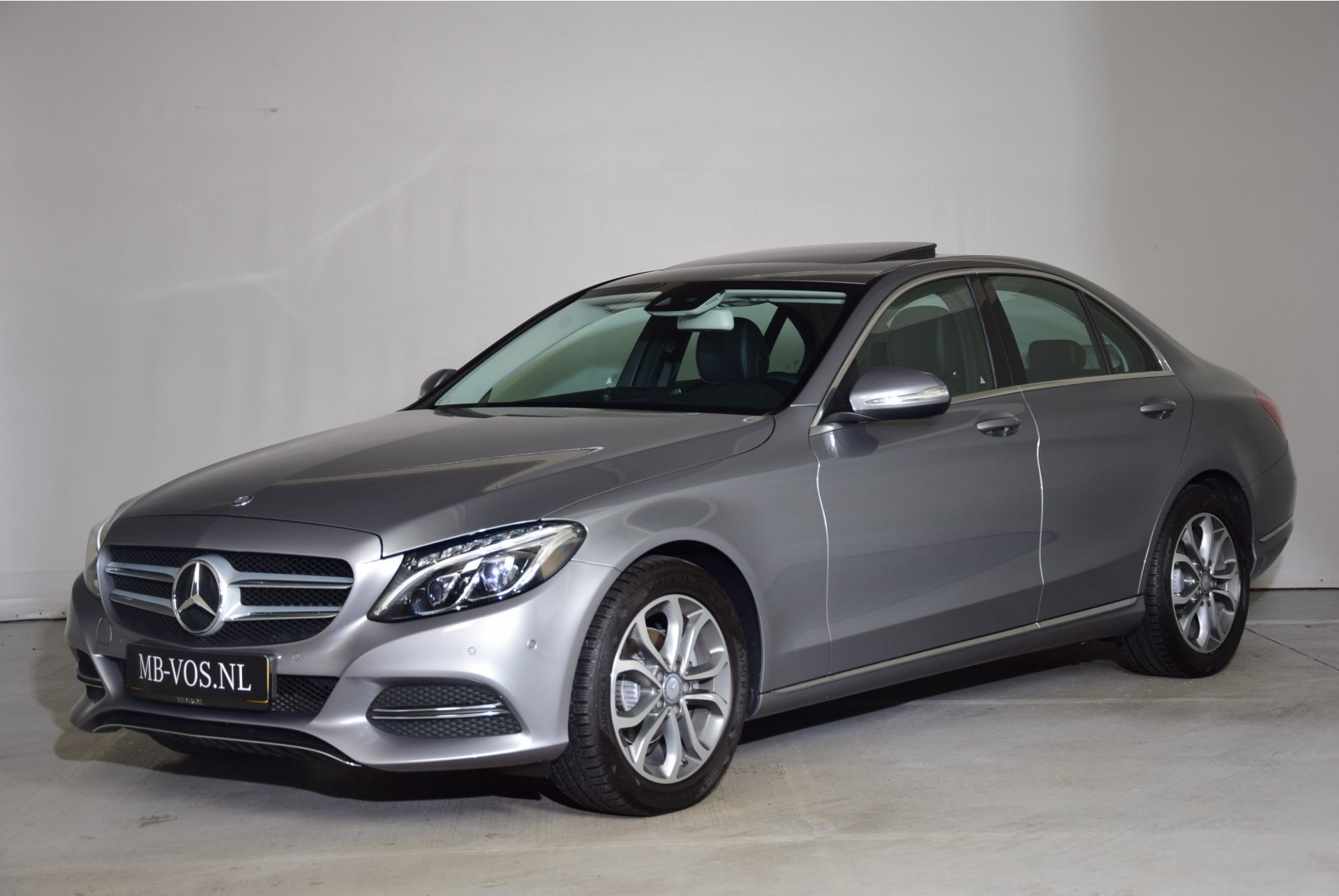 Mercedes-Benz C-Klasse 180 Avantgarde Comand/ILS/Schuifdak/Spoorpakket Aut7 Foto 1