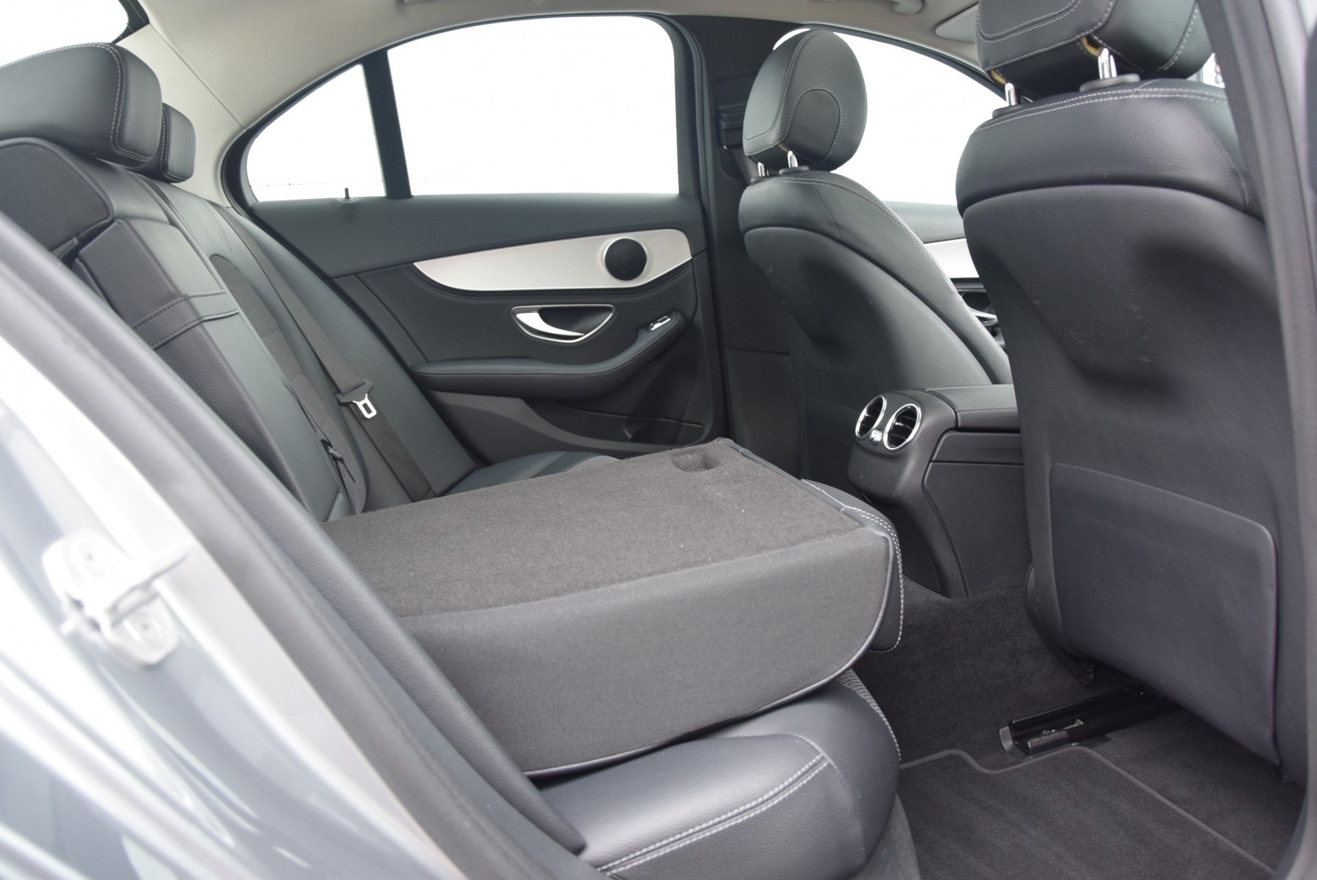 Mercedes-Benz C-Klasse 180 Avantgarde Comand/ILS/Schuifdak/Spoorpakket Aut7 Foto 11