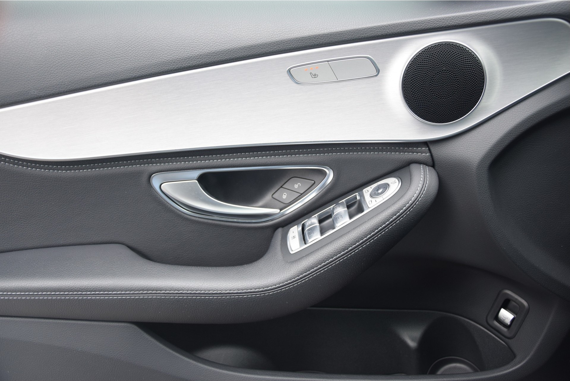 Mercedes-Benz C-Klasse 180 Avantgarde Comand/ILS/Schuifdak/Spoorpakket Aut7 Foto 8