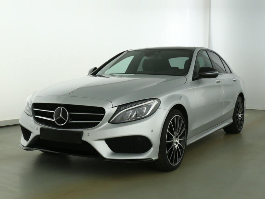 Mercedes-Benz C-Klasse 250 AMG Keyless/Distronic/Luchtvering/Night/Burmeister/360/Panorama Aut7 Foto 1