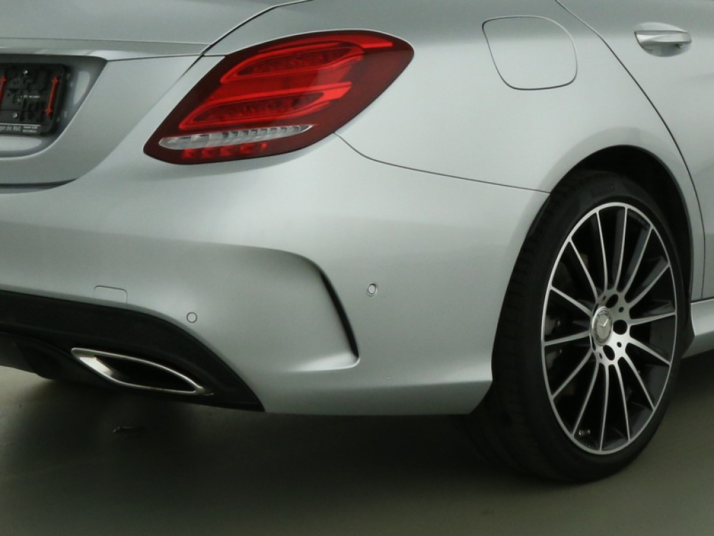 Mercedes-Benz C-Klasse 250 AMG Keyless/Distronic/Luchtvering/Night/Burmeister/360/Panorama Aut7 Foto 9