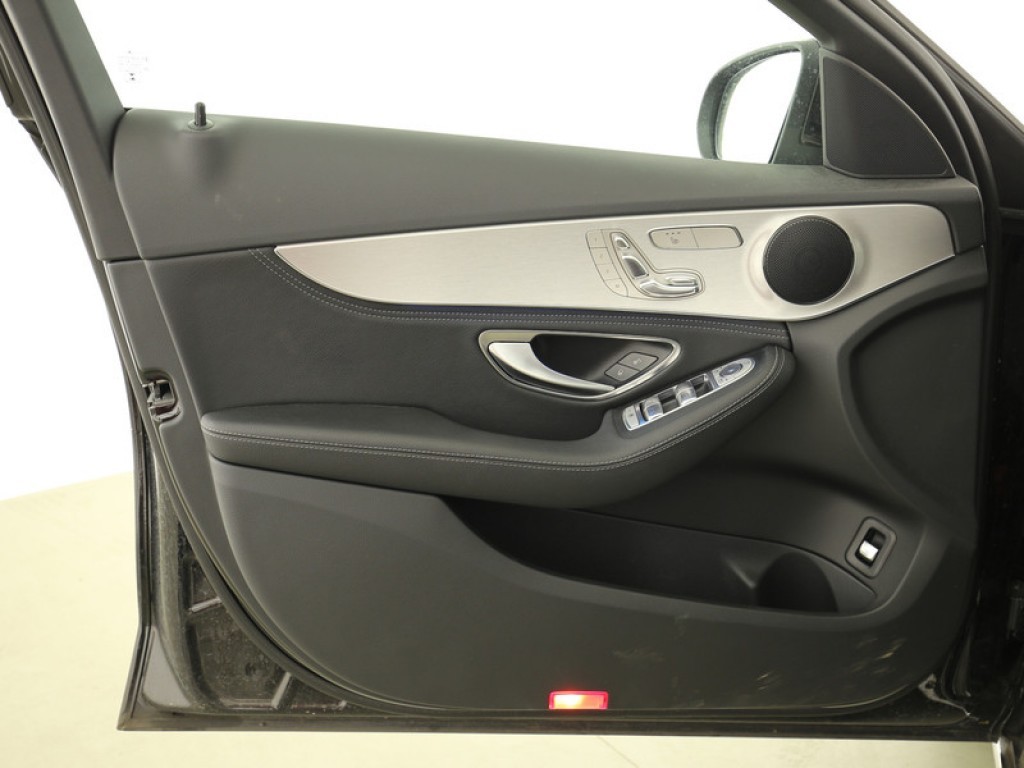 Mercedes-Benz C-Klasse 220d Avantgarde Panorama/ILS/Standkachel/Mem/Nav Aut7 Foto 8
