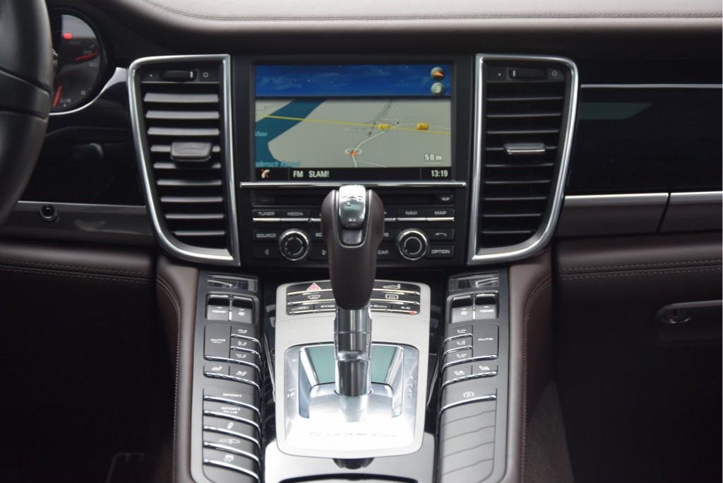 Porsche Panamera 3.0D NW Model Luchtvering/Mem/Schuifdak/Bose/Chrono/PDK Aut8 Foto 21