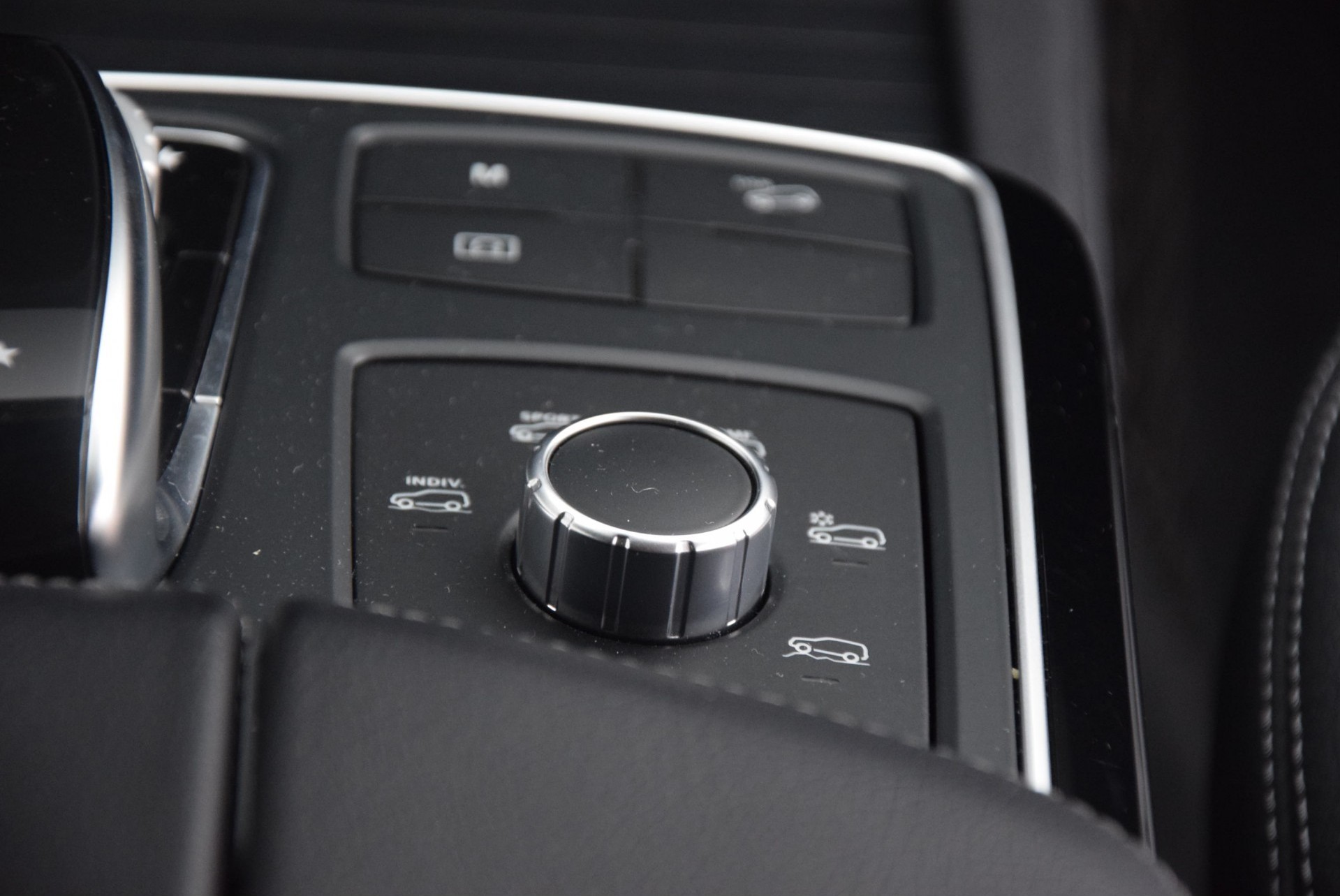 Mercedes-Benz GLE-Klasse 350d 4-M Com/ILS/Easy-Pack/20" Aut9 Foto 15