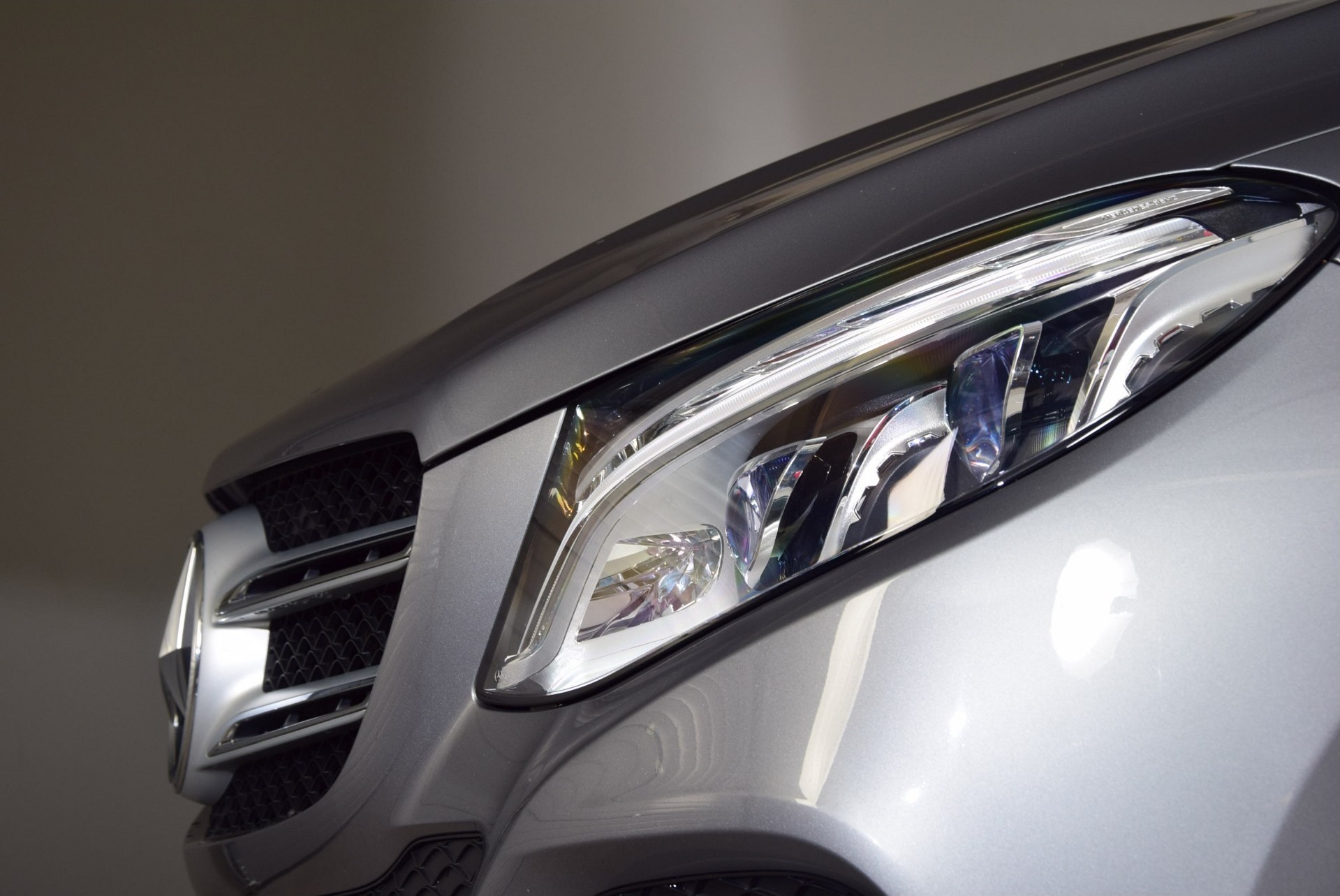 Mercedes-Benz GLE-Klasse 350d 4-M Com/ILS/Easy-Pack/20" Aut9 Foto 26