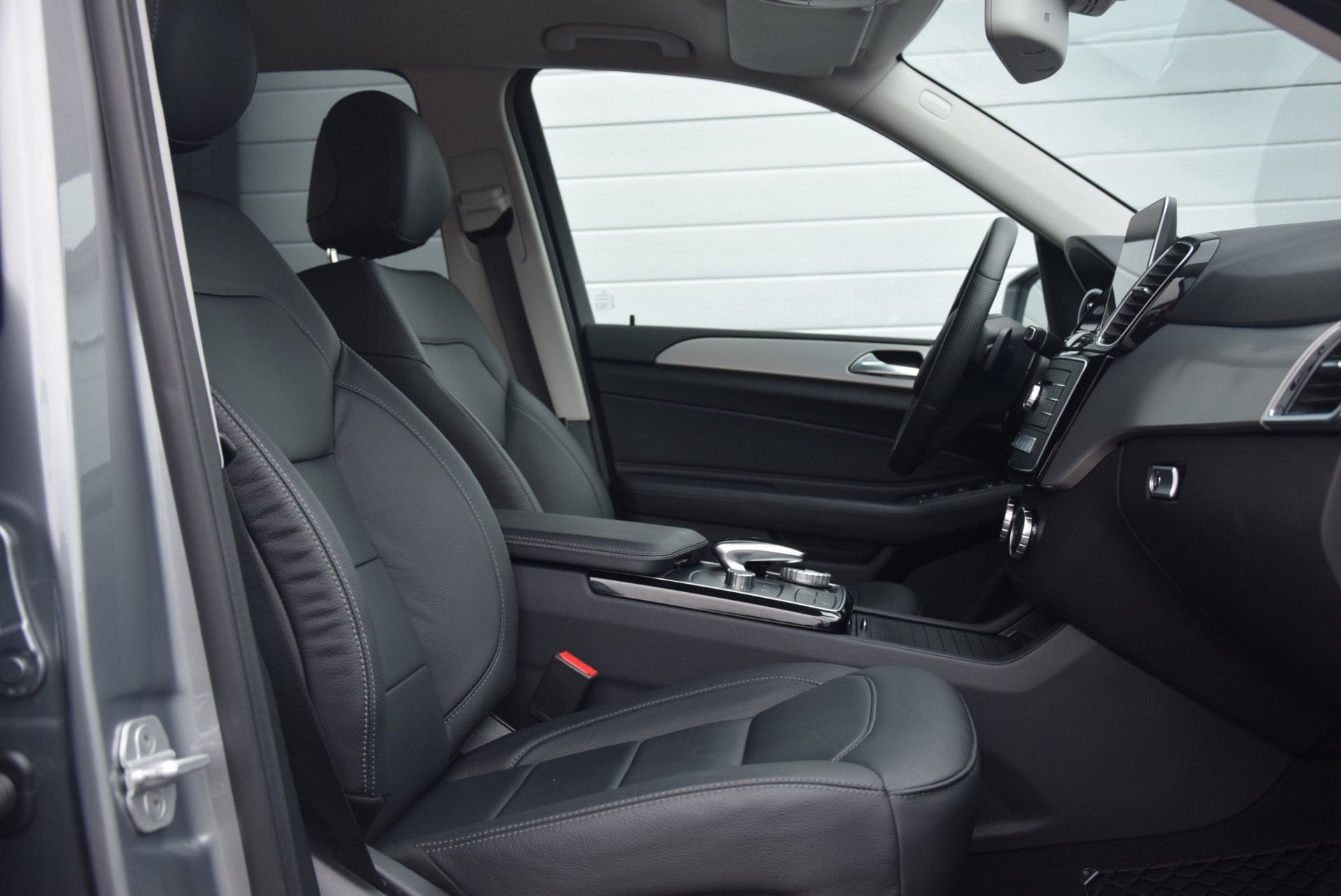 Mercedes-Benz GLE-Klasse 350d 4-M Com/ILS/Easy-Pack/20" Aut9 Foto 3