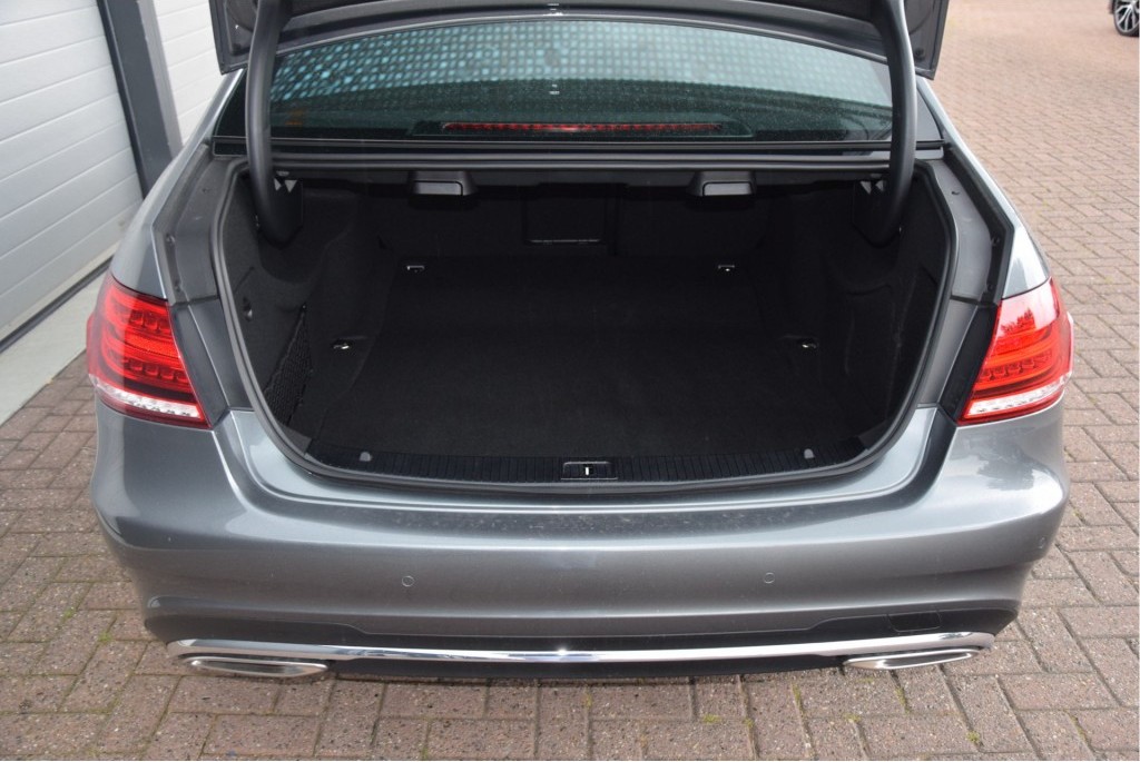 Mercedes-Benz E-Klasse 350 Bluetec AMG Luchtvering/Standkachel/Distronic/Nappa/Harman-Kardon/Dak Aut9 Foto 23