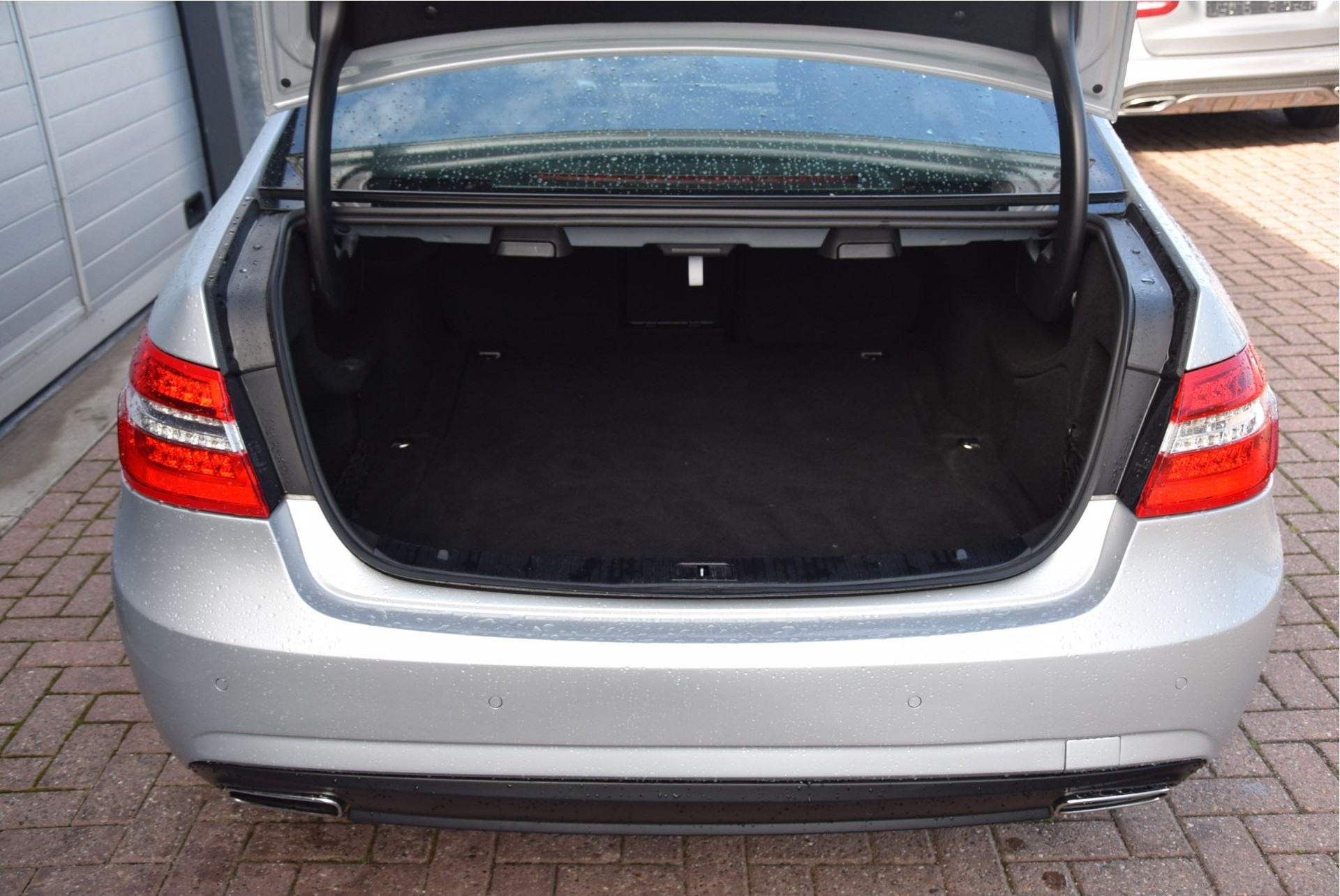 Mercedes-Benz E-Klasse 350 Cdi AMG Distronic/Com/Schuifdak/ILS Aut7 265pk Foto 16