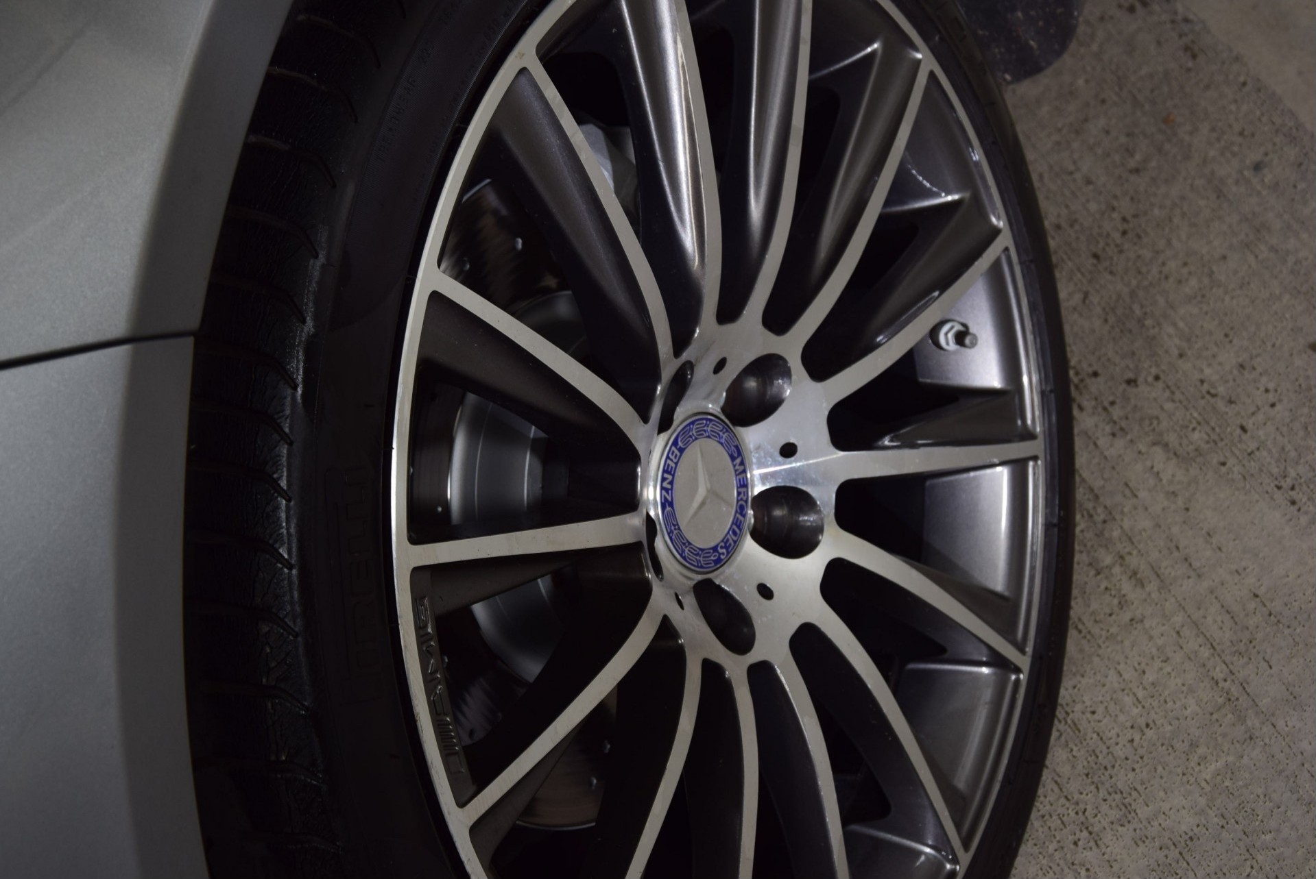 Mercedes-Benz E-Klasse 350 Bluetec Estate AMG Distronic/Luchtvering/Panorama/Keyless/B&O Aut7 Foto 18