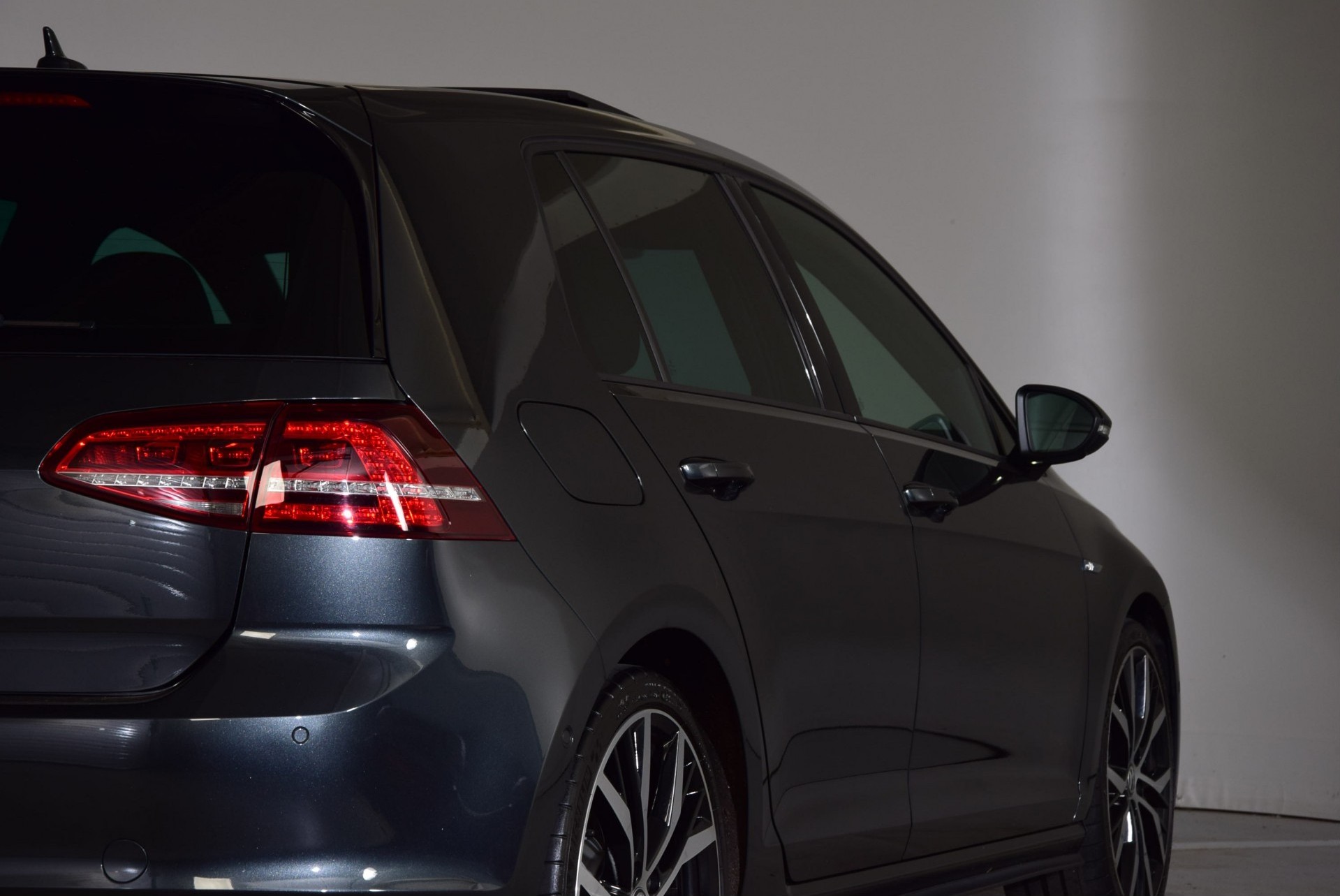 Volkswagen Golf 2.0TDI GTD Panorama/Bi-Xenon/19"/Sport&Sound DSG Aut6 Foto 20