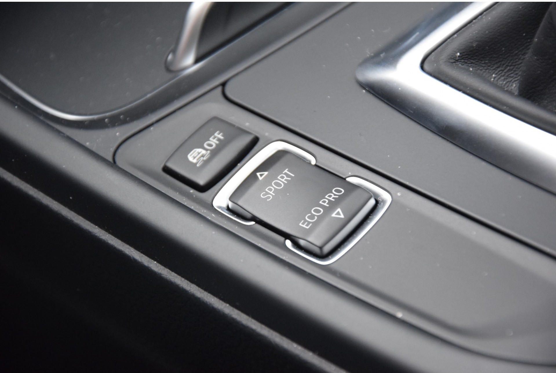 BMW 3 Serie 320I M SPORT Dak/Leer/Prof-Navi Aut8 NIEUW! Foto 14