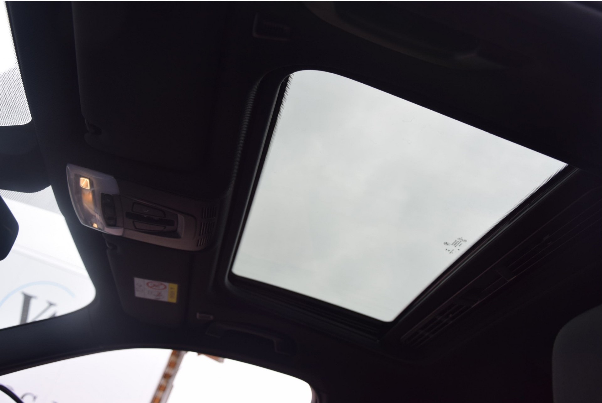 BMW 3 Serie 320I M SPORT Dak/Leer/Prof-Navi Aut8 NIEUW! Foto 8