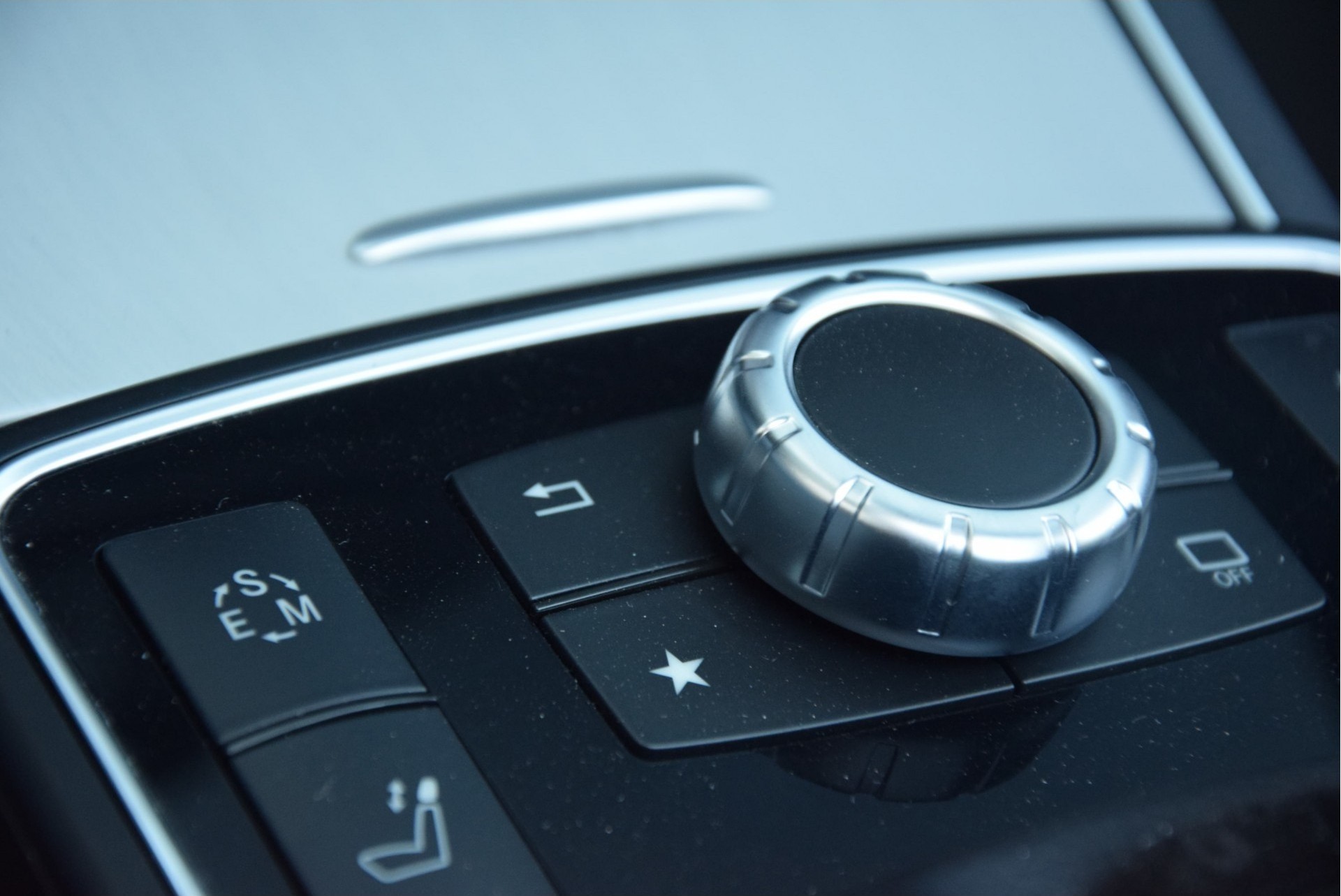 Mercedes-Benz E-Klasse 250 Cabrio AMG Plus Keyless/ILS/Com/19" Aut7 Foto 11